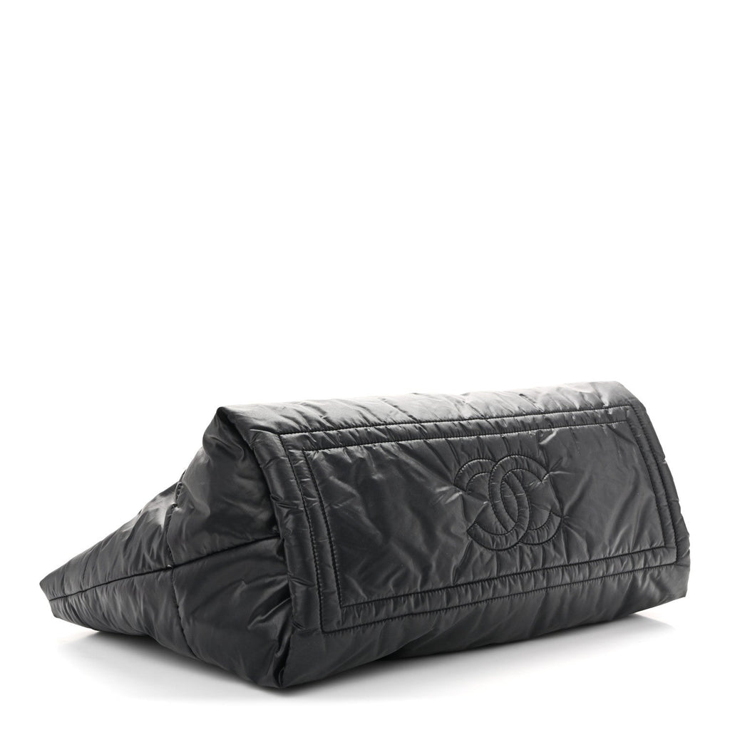 Lambskin Quilted Large Coco Cocoon Reversible Tote Black