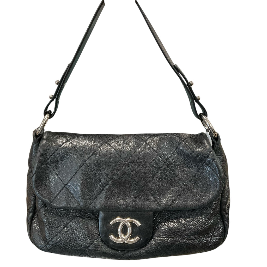 CHANEL Handbag