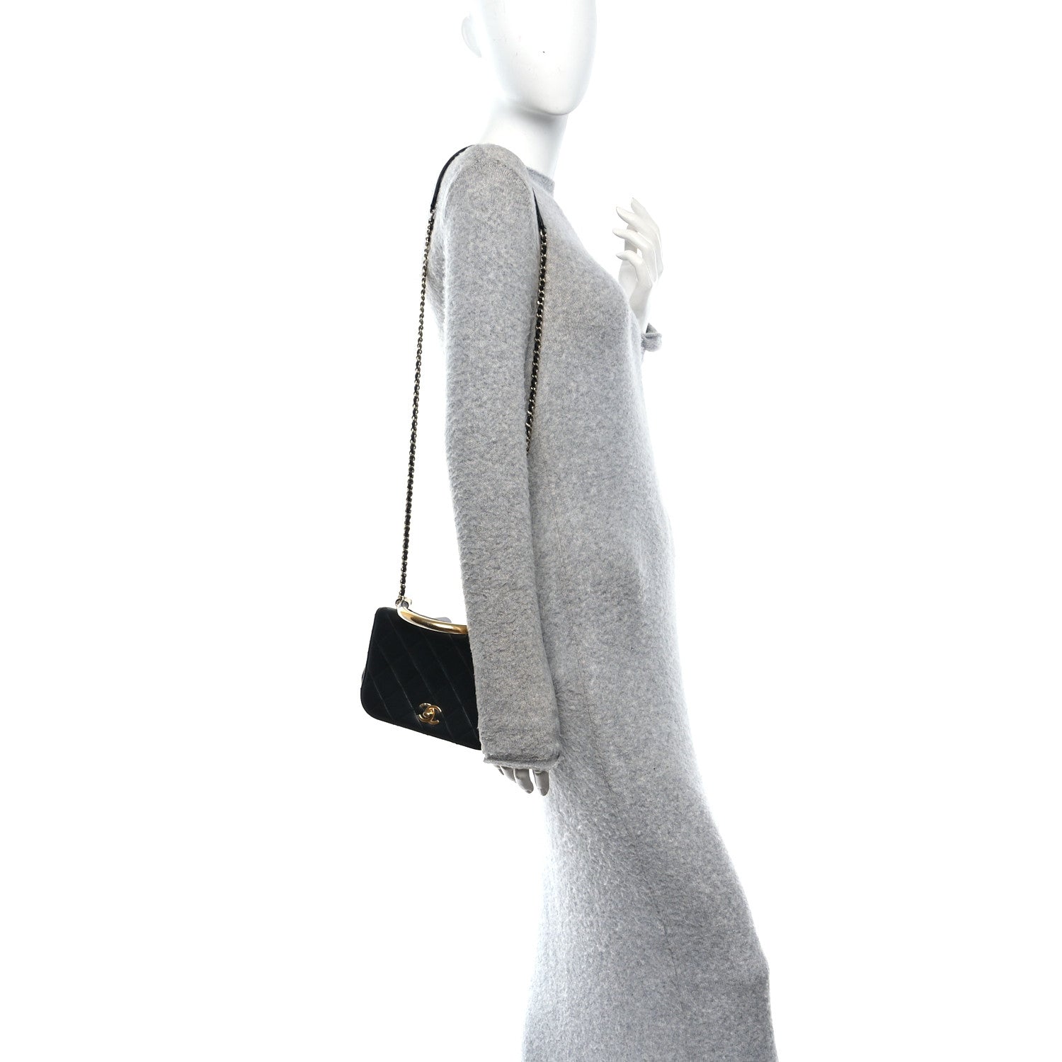 Lambskin Mini Carry Chic Flap Black