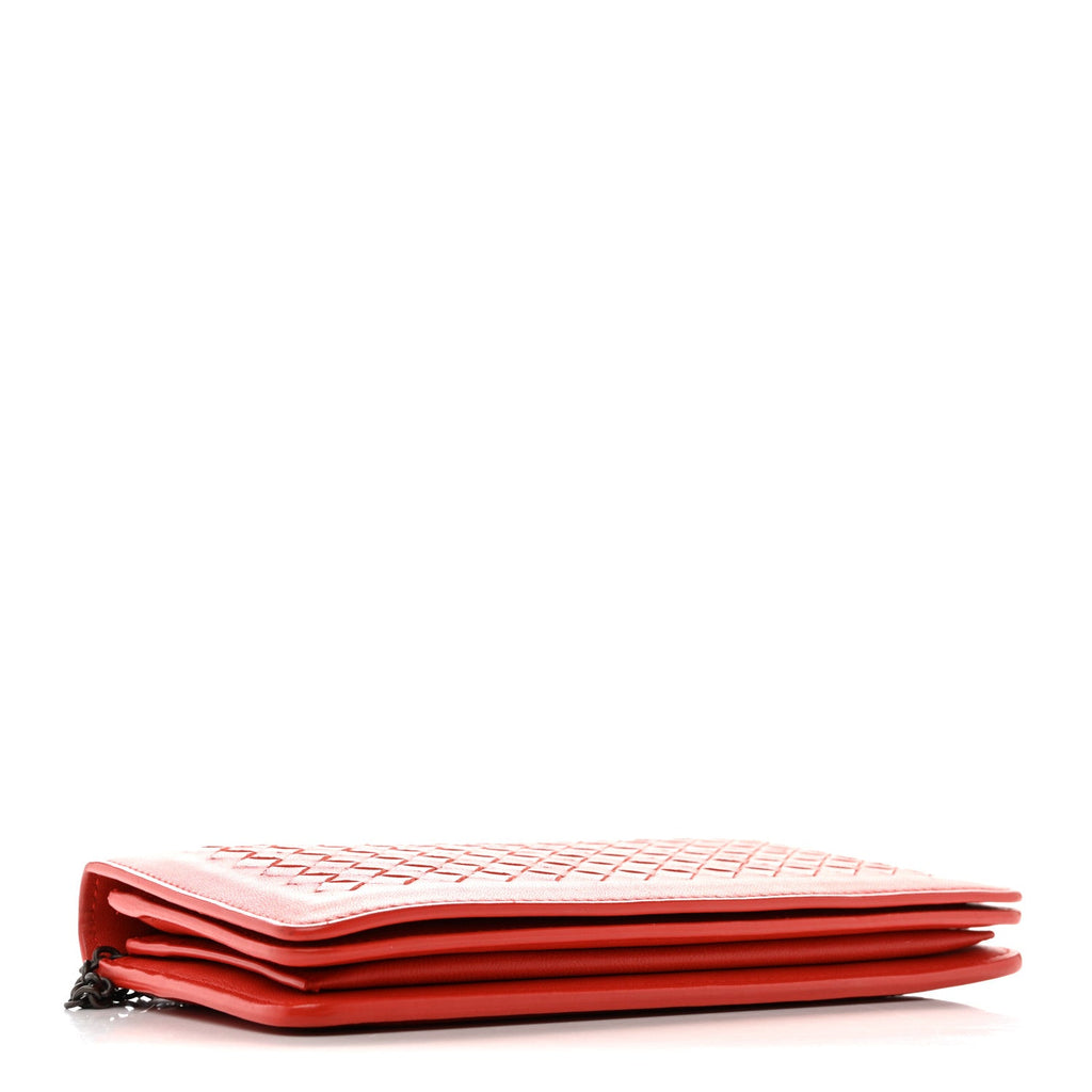 Nappa Intrecciato Continental Wallet on Chain Red