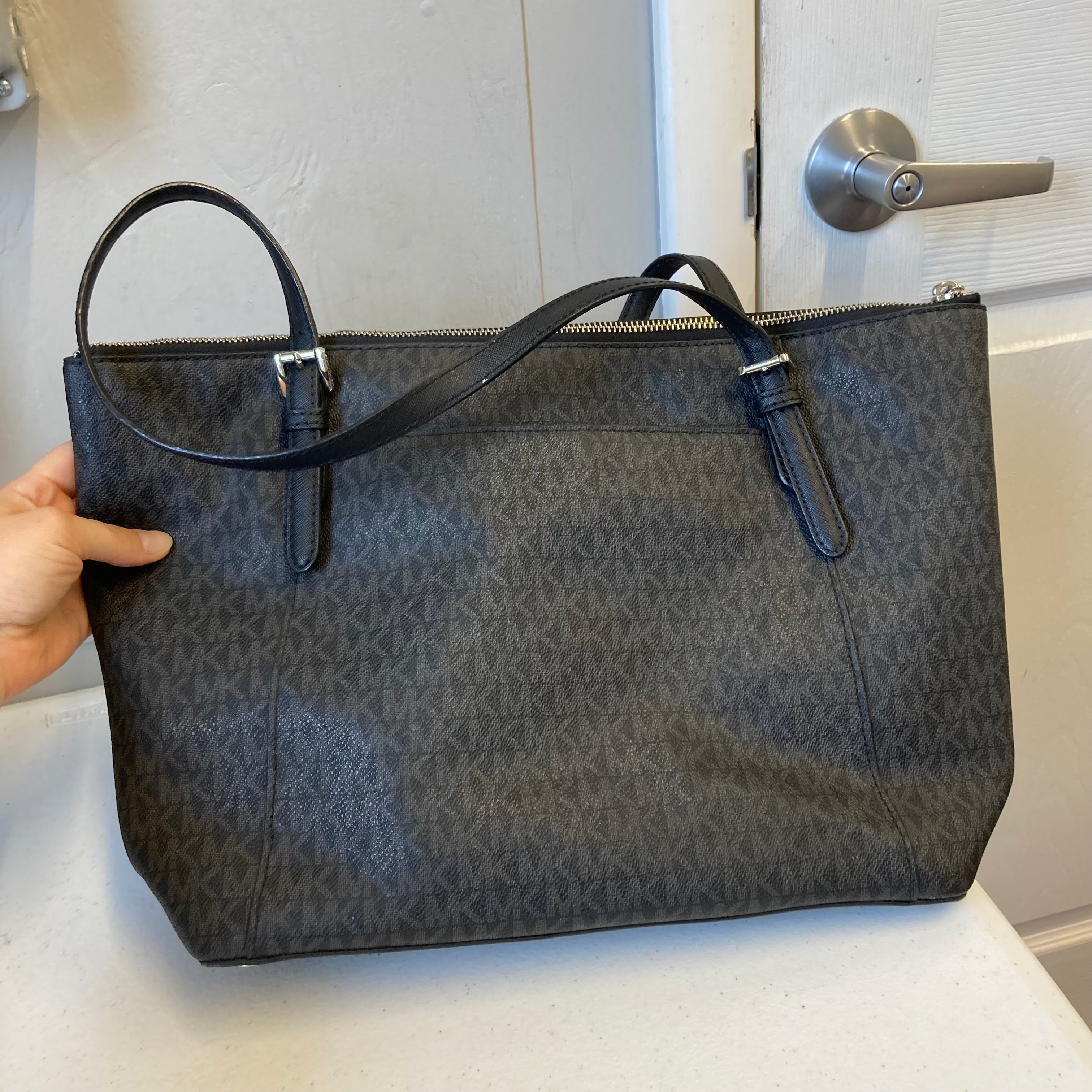 Handbag Designer By Michael Kors In Black & Grey, Size:Large