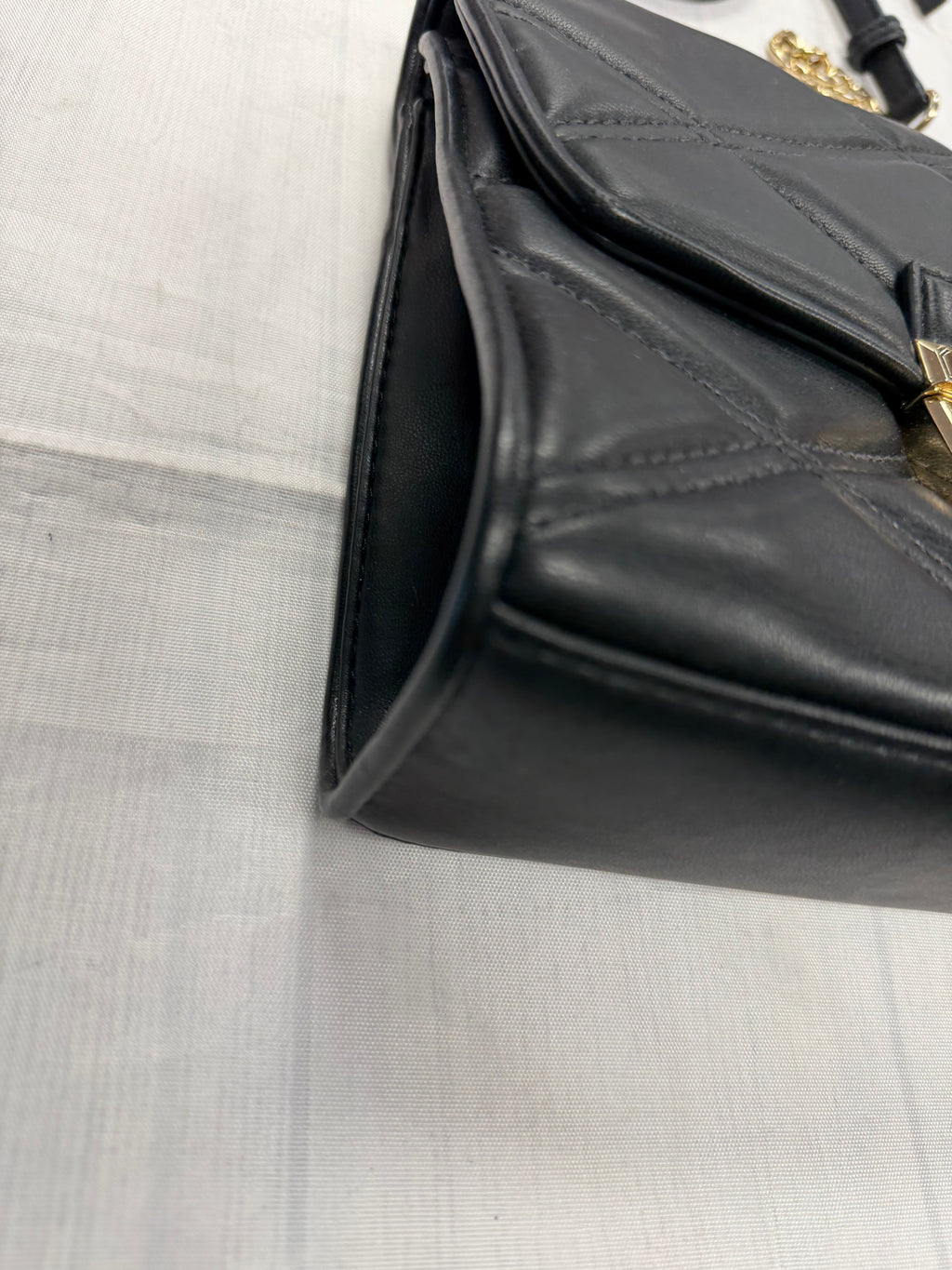 Crossbody Designer By Michael Kors In Black, Size:Small