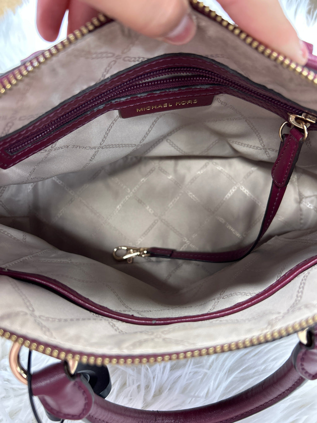 Handbag By Michael Kors In Rainbow Print, Size:Medium