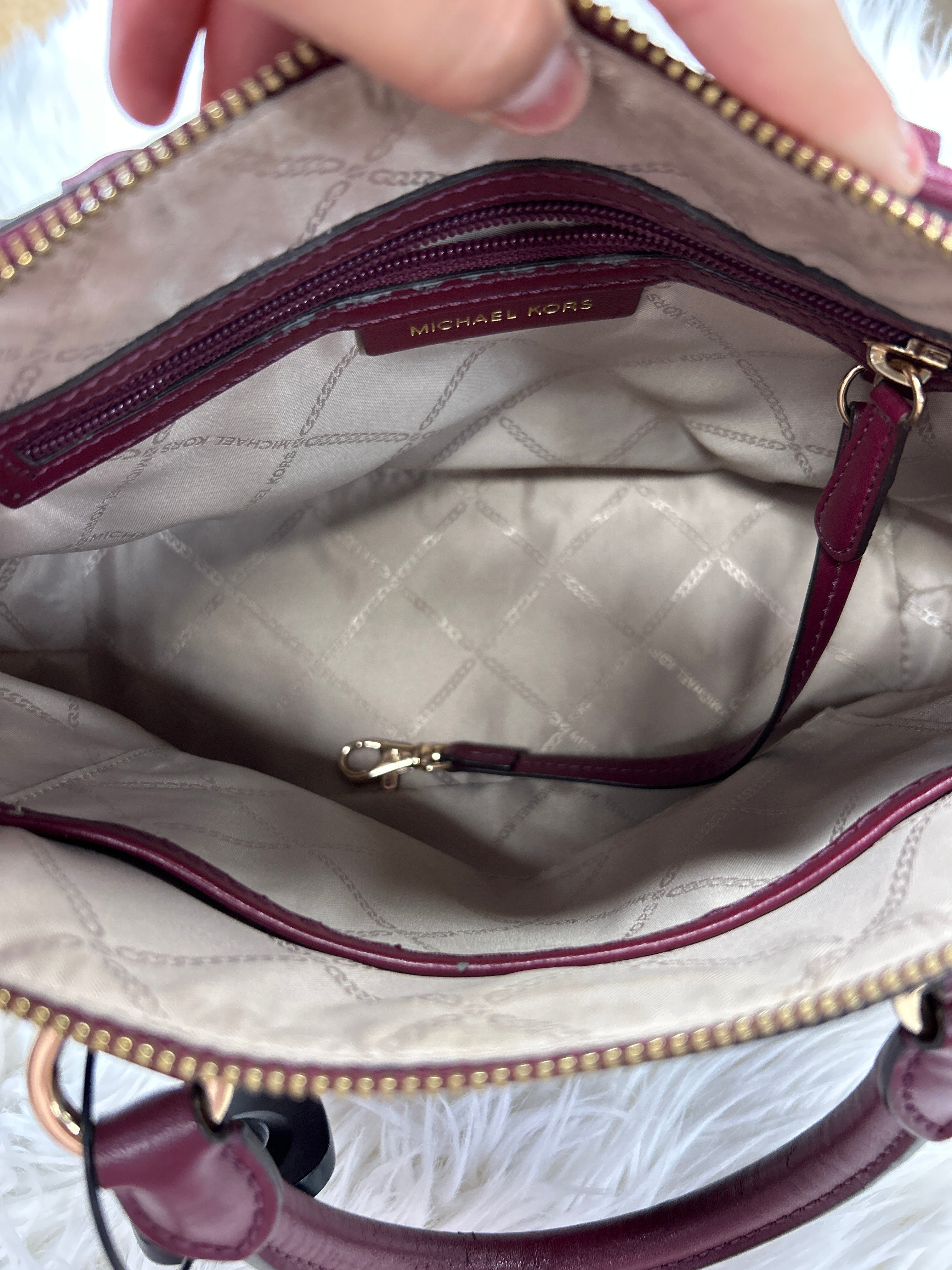 Handbag By Michael Kors In Rainbow Print, Size:Medium