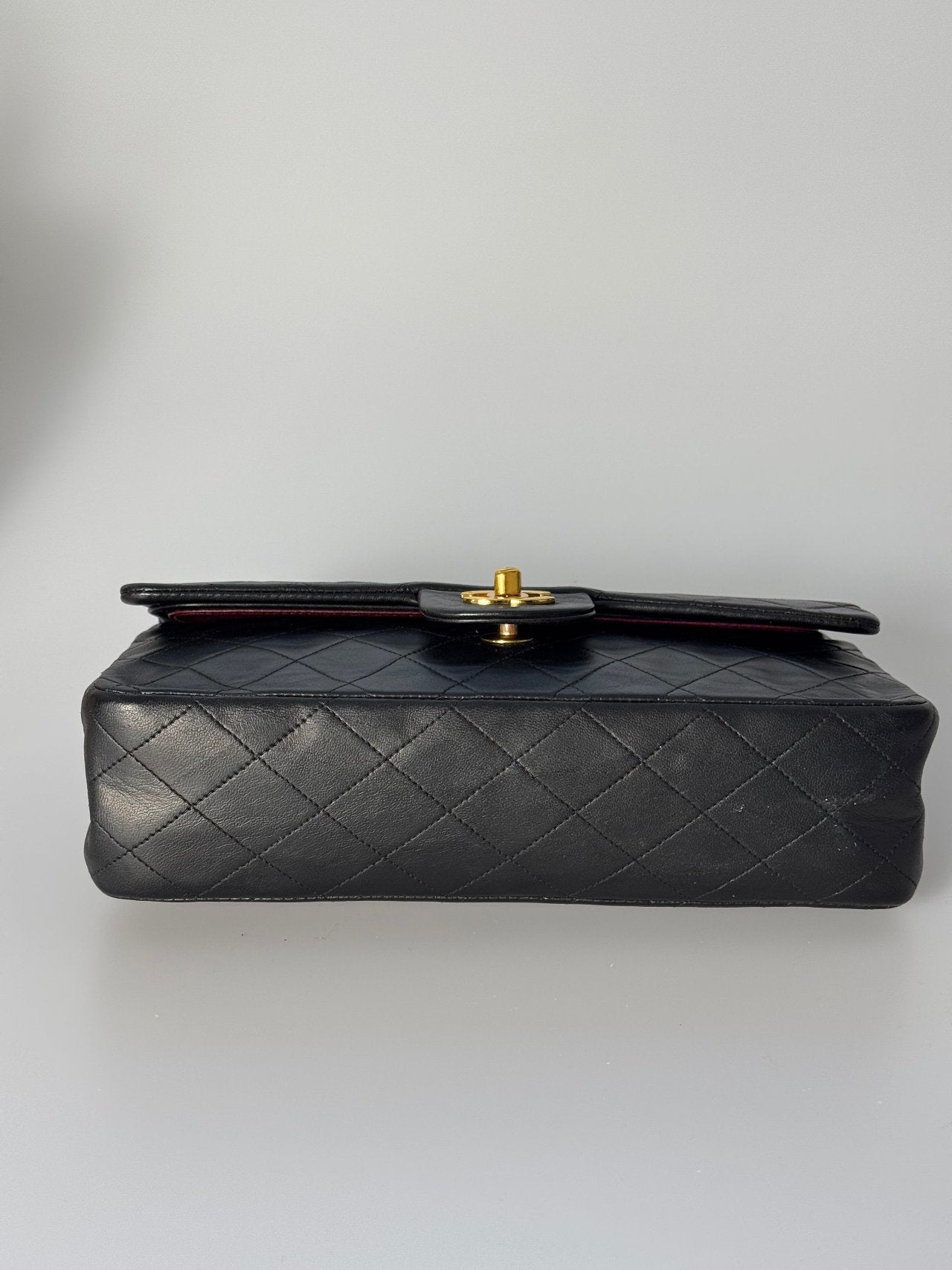 Chanel Vintage Stoff Timeless Flap Bag Black Medium 24k Gold Hardware