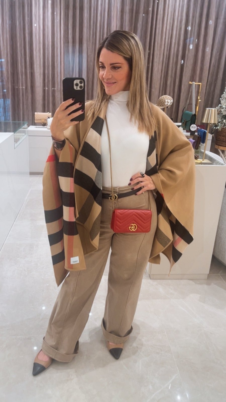 Burberry Reversible Beige Cape