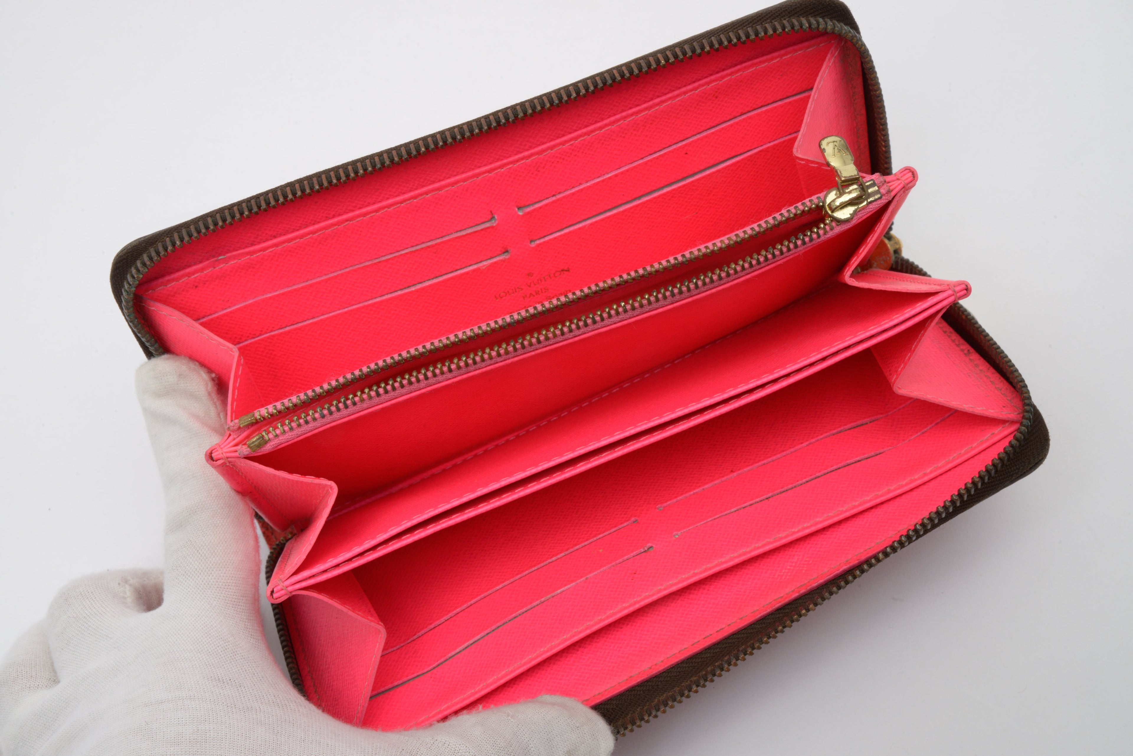 Louis Vuitton Stephen Sprouse Graffiti Zippy Wallet in Fuchsia