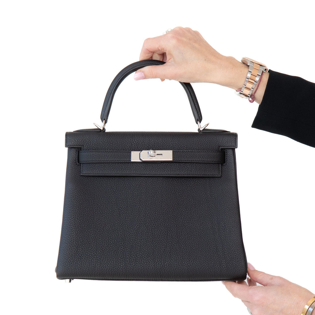 **UNUSED**  Hermès Kelly Retourne 28 Black Veau Togo Leather Bag 2026