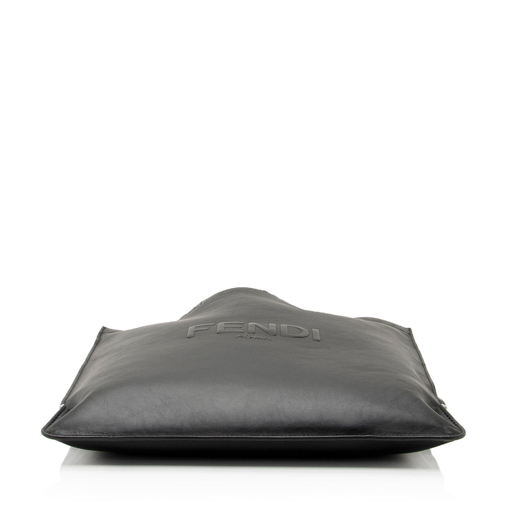 Fendi Calfskin Logo Flat N/S Tote (SHF-Vlwv6d)