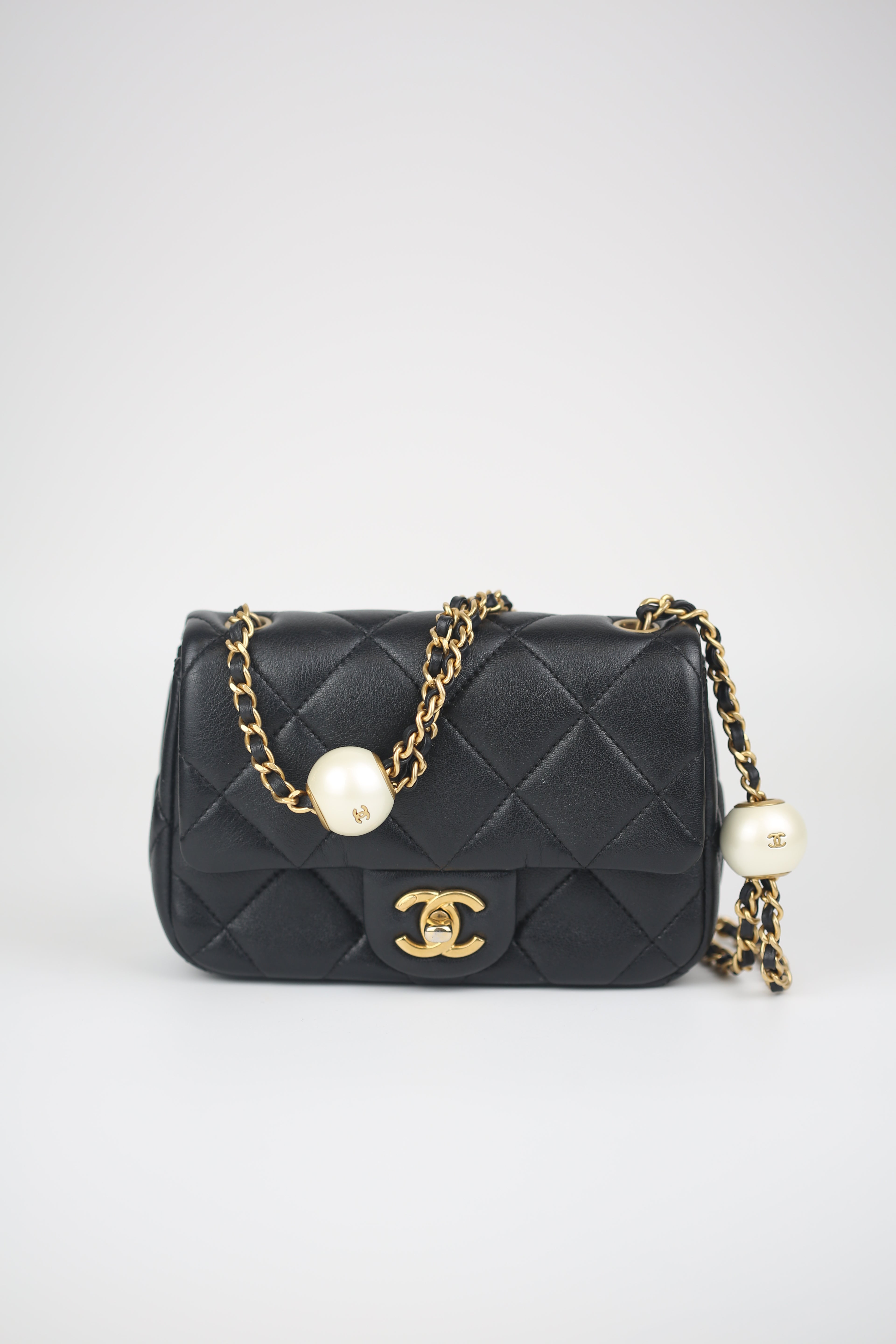 CHANEL Matelasse Mini Flap Chain Shoulder Bag