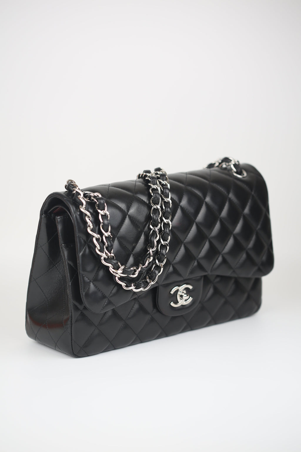 CHANEL Lambskin jumbo classic flap bag
