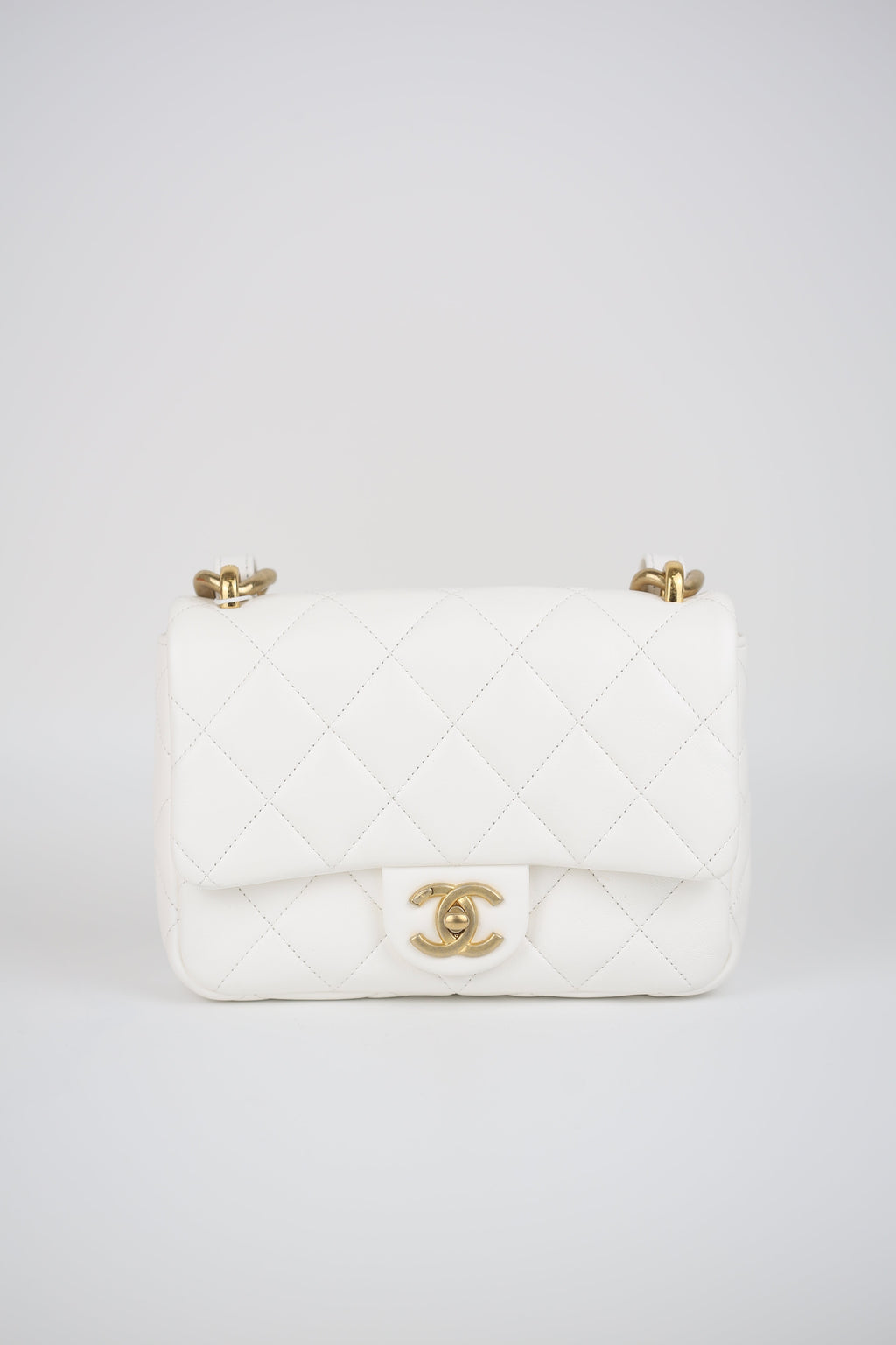 CHANEL lambskin white Flap bag