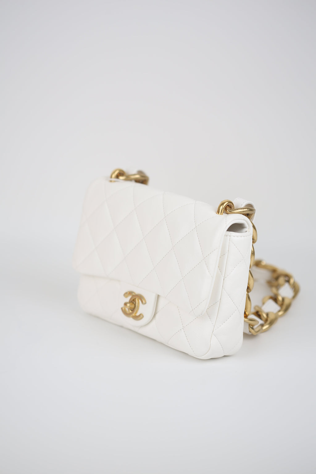 CHANEL lambskin white Flap bag