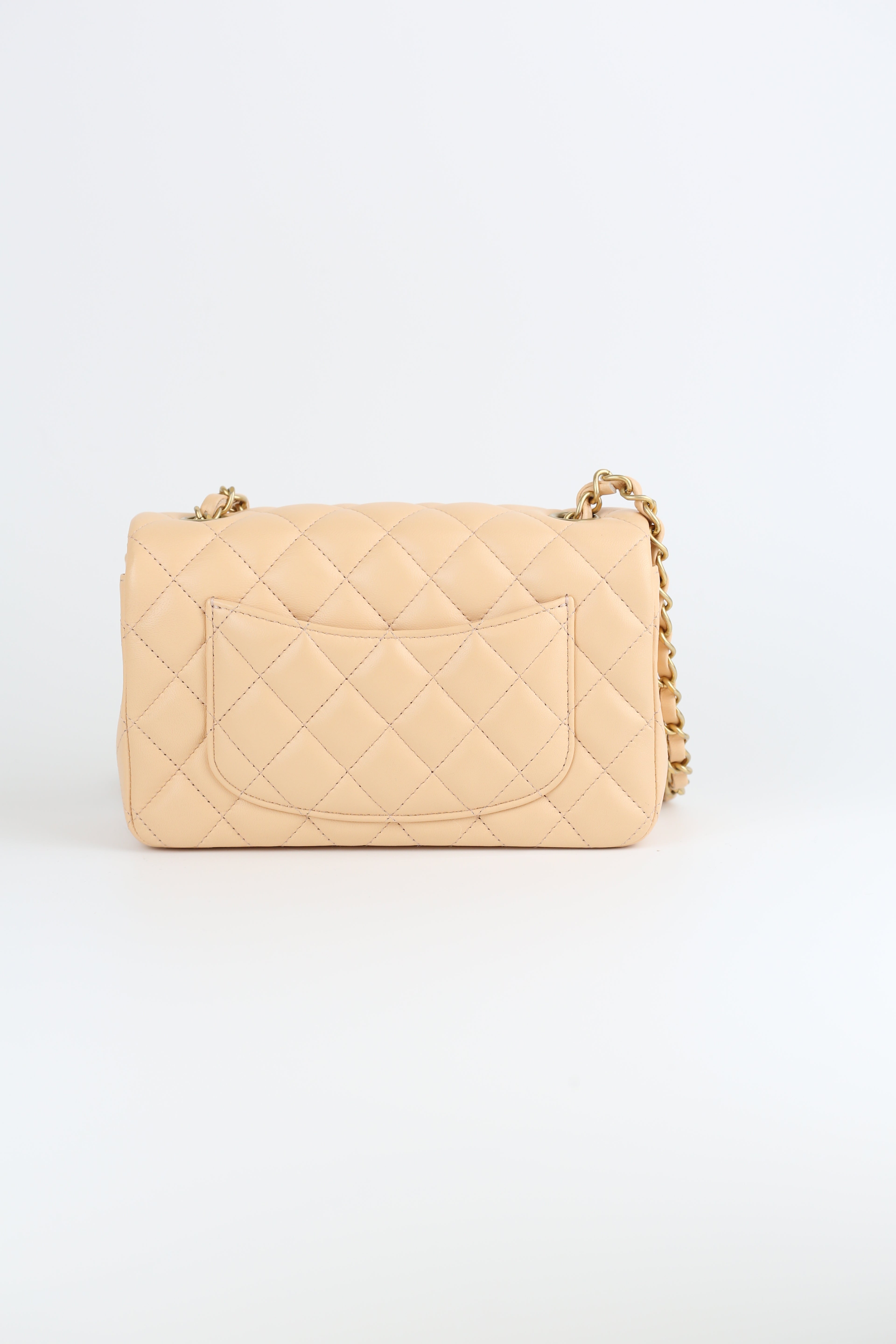 CHANEL CF M Nude