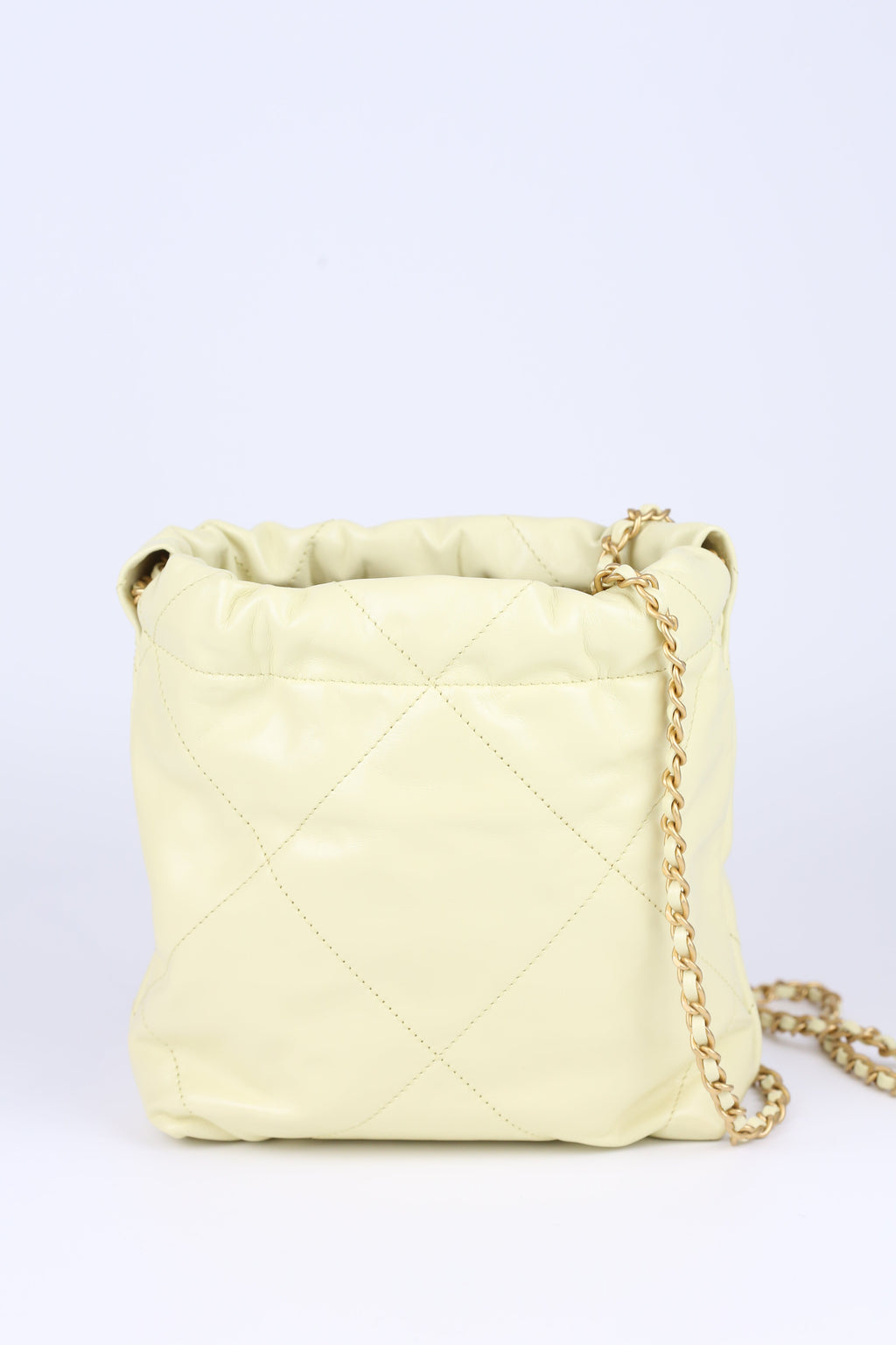 Chanel mini 22 bag