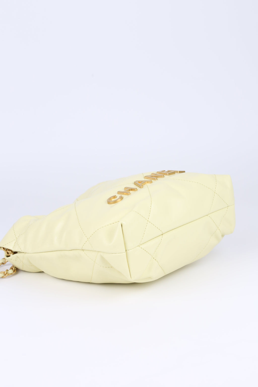 Chanel mini 22 bag