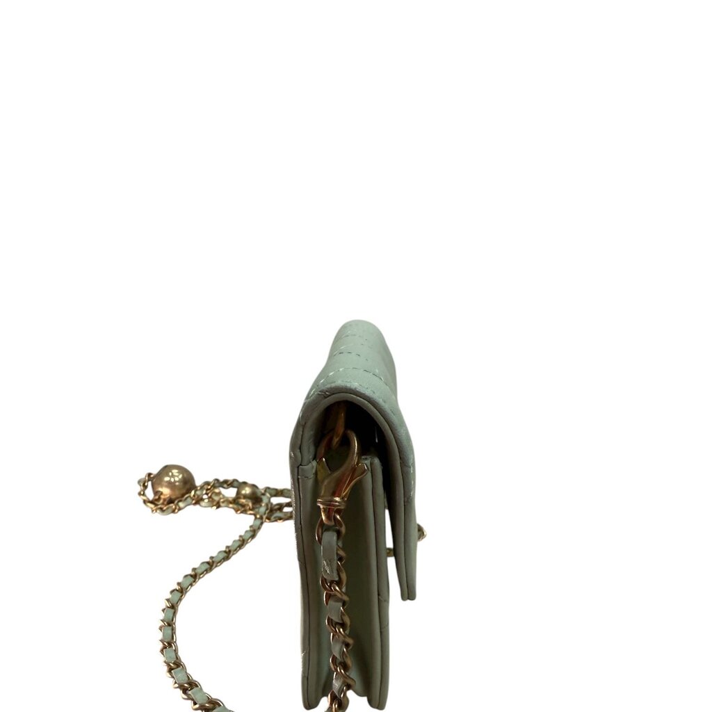Chanel Pearl Crush Flap Quilted Clutch With Chain Mint Mini