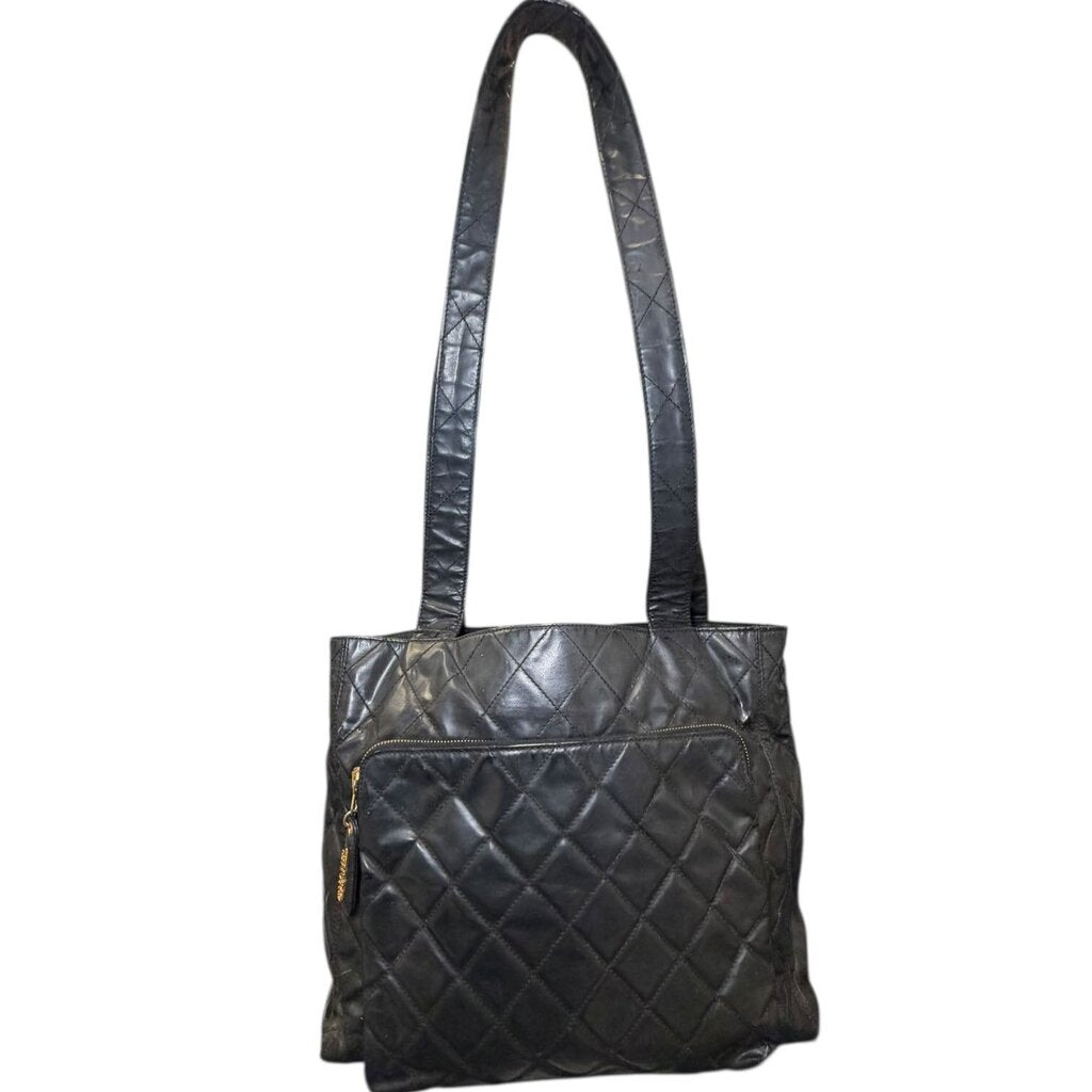 Chanel Matelasse Patent leather Tote Handbag Black