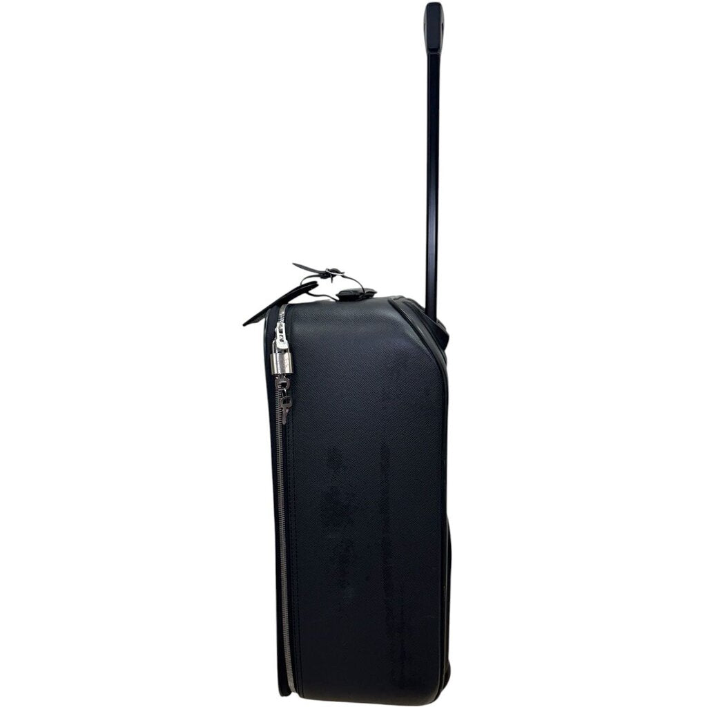 Louis Vuitton Taiga Pegase Luggage Black 45