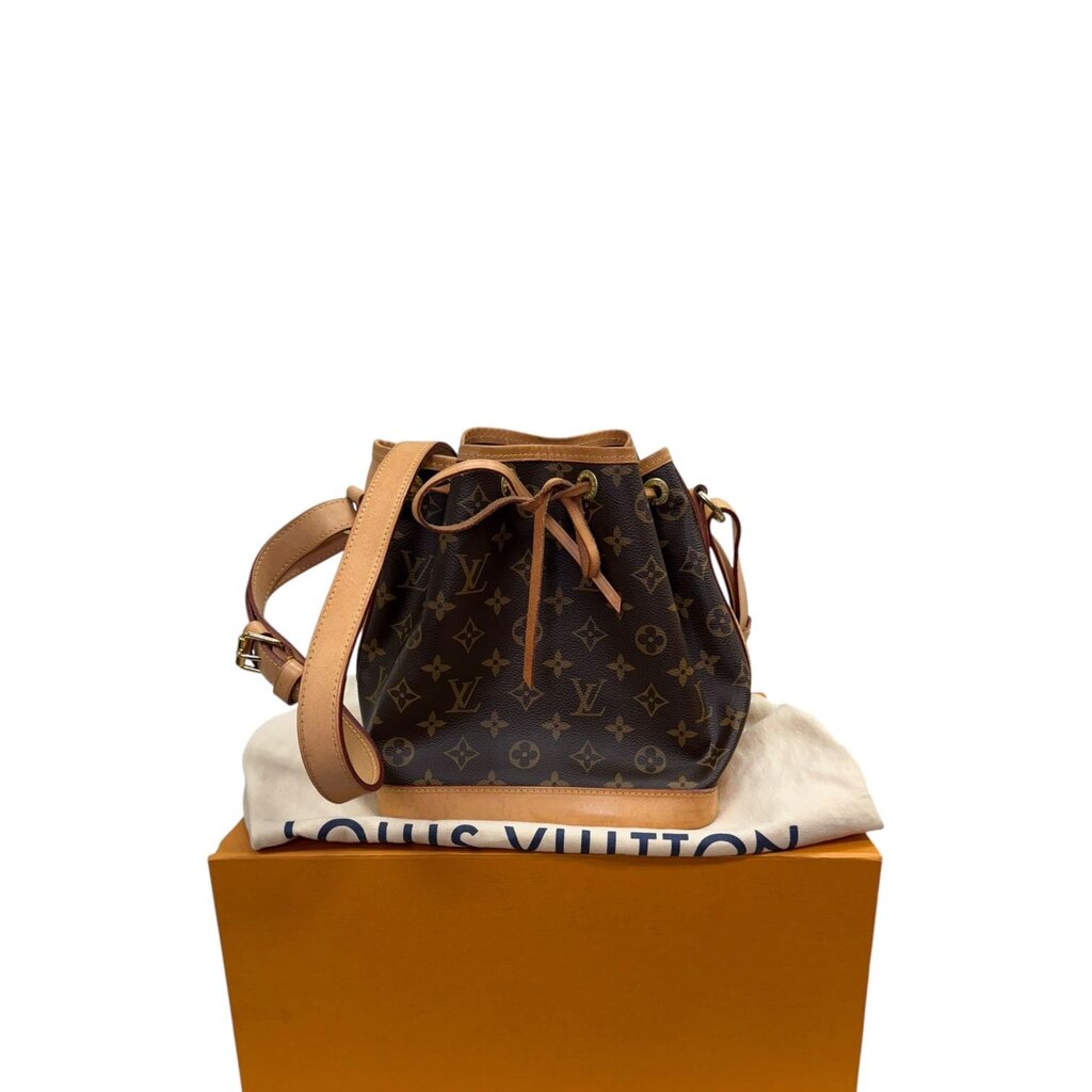 Louis Vuitton Petit Noe Bucket Shoulder Handbag Monogram PM