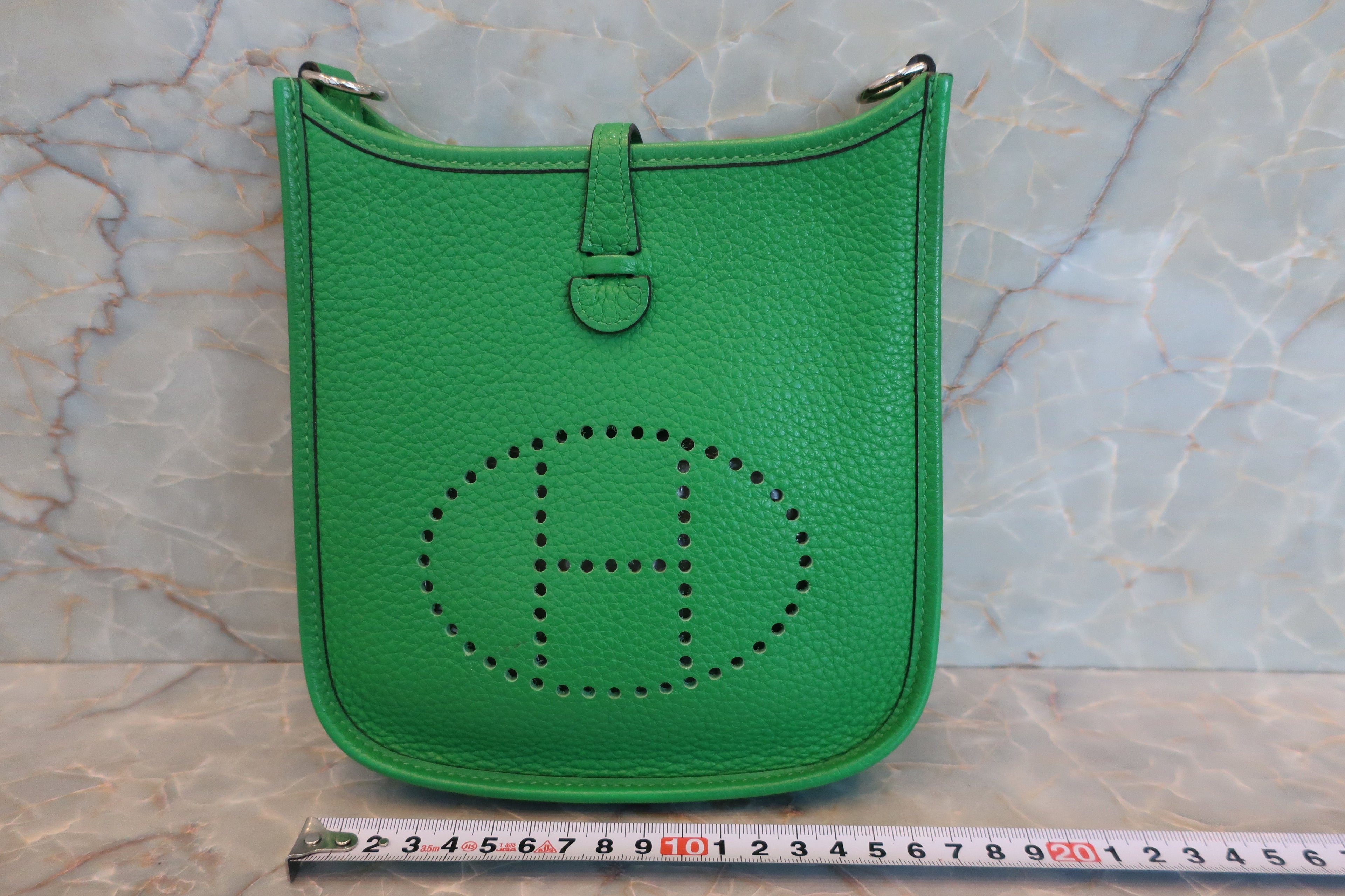 HERMES／エルメス エブリンTPM トリヨンクレマンス バンブー □R刻印 ショルダーバッグ 700080034