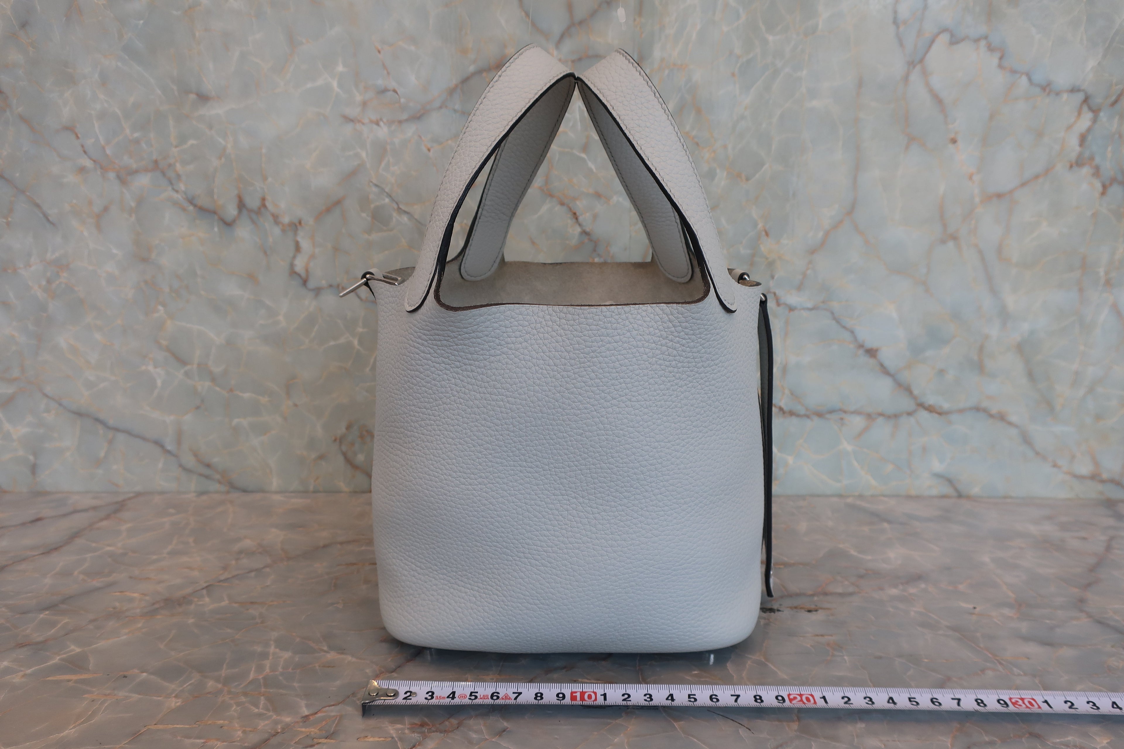 HERMES／エルメス ピコタンロックＰＭ トリヨンクレマンス ブルーペール U刻印 ハンドバッグ 800030104