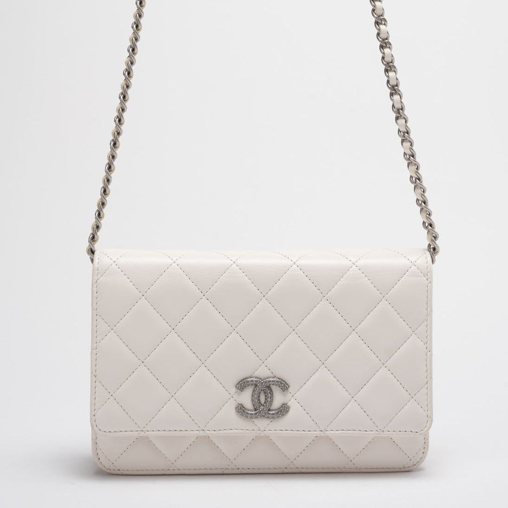 Chanel Wallet on Chain Timeless/Classique Leather Crossbody Bag in White with Silver Crystal Hardware