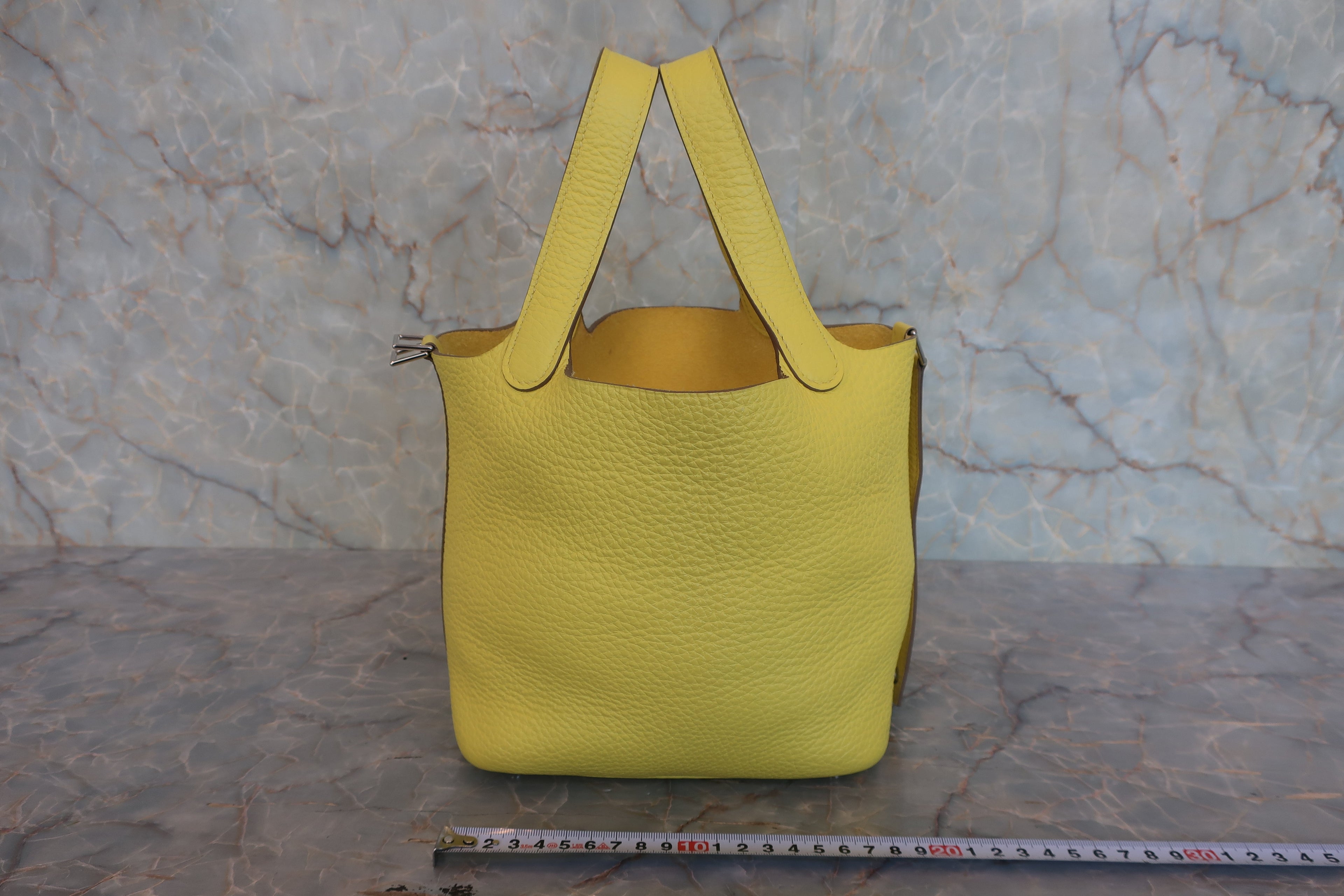HERMES／エルメス ピコタンロックＰＭ トリヨンクレマンス ライム Y刻印 ハンドバッグ 800030178