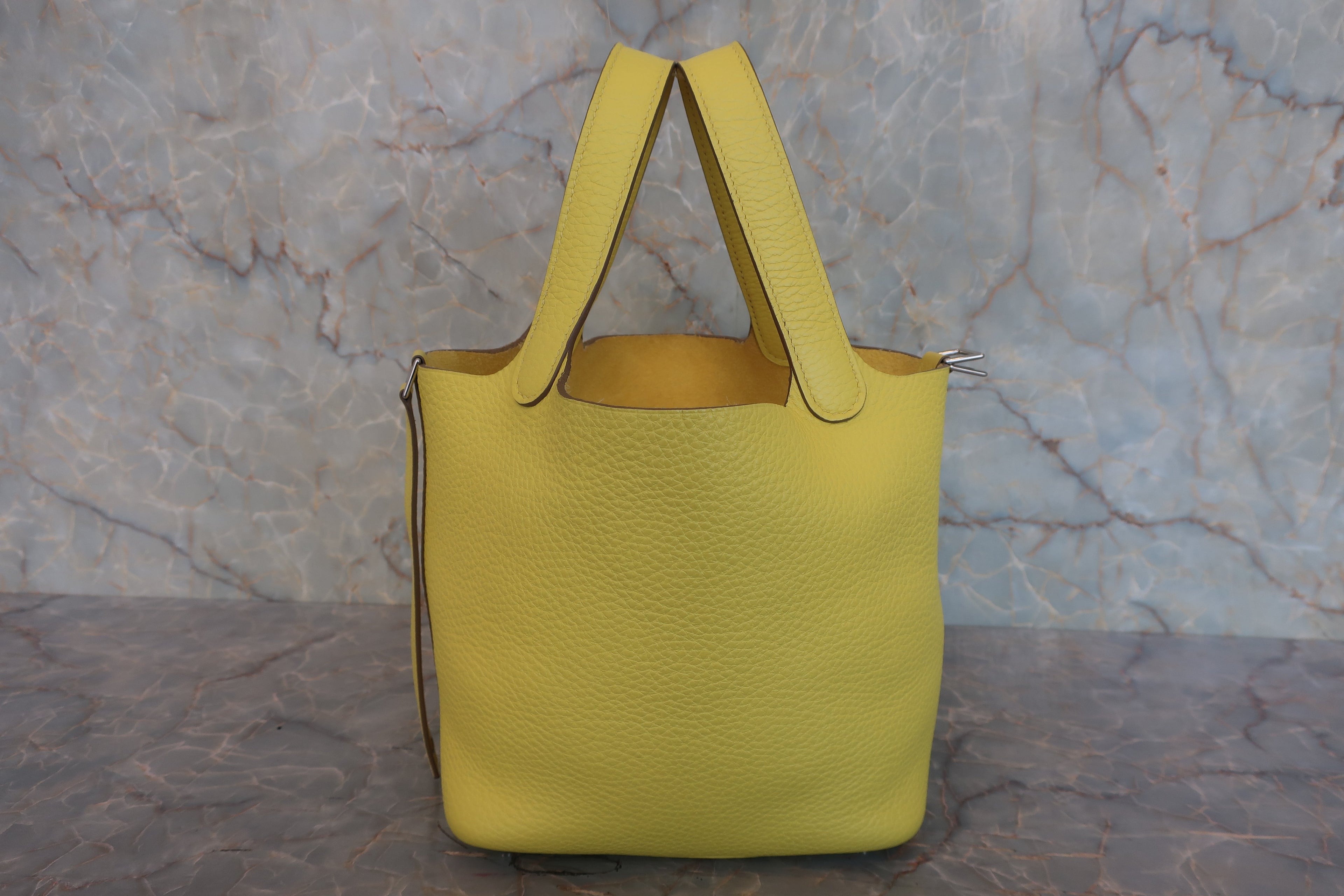HERMES／エルメス ピコタンロックＰＭ トリヨンクレマンス ライム Y刻印 ハンドバッグ 800030178