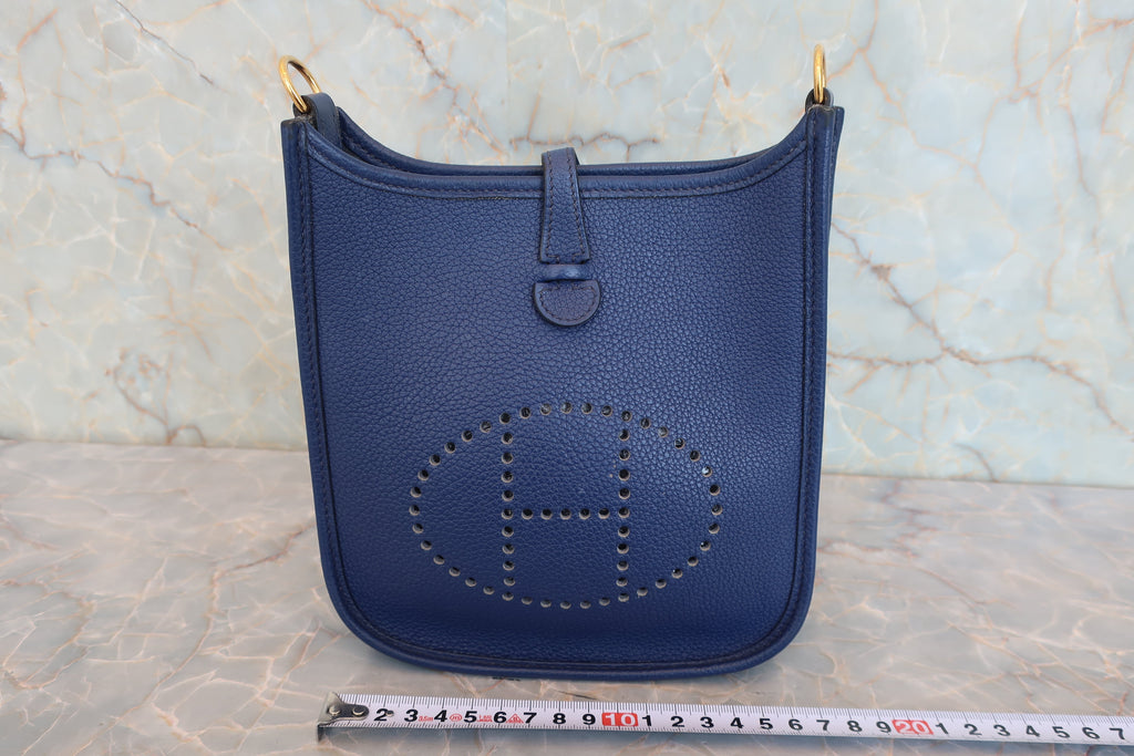 HERMES／エルメス エブリンTPM トリヨンクレマンス ブルーサフィール Y刻印 ショルダーバッグ 800050029