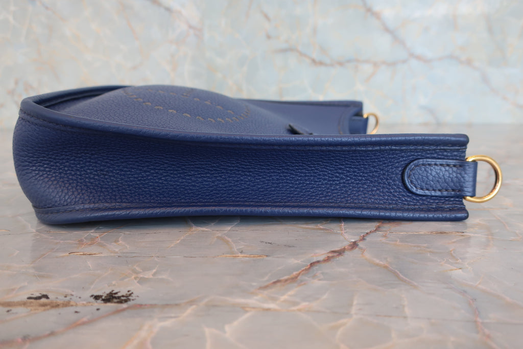 HERMES／エルメス エブリンTPM トリヨンクレマンス ブルーサフィール Y刻印 ショルダーバッグ 800050029