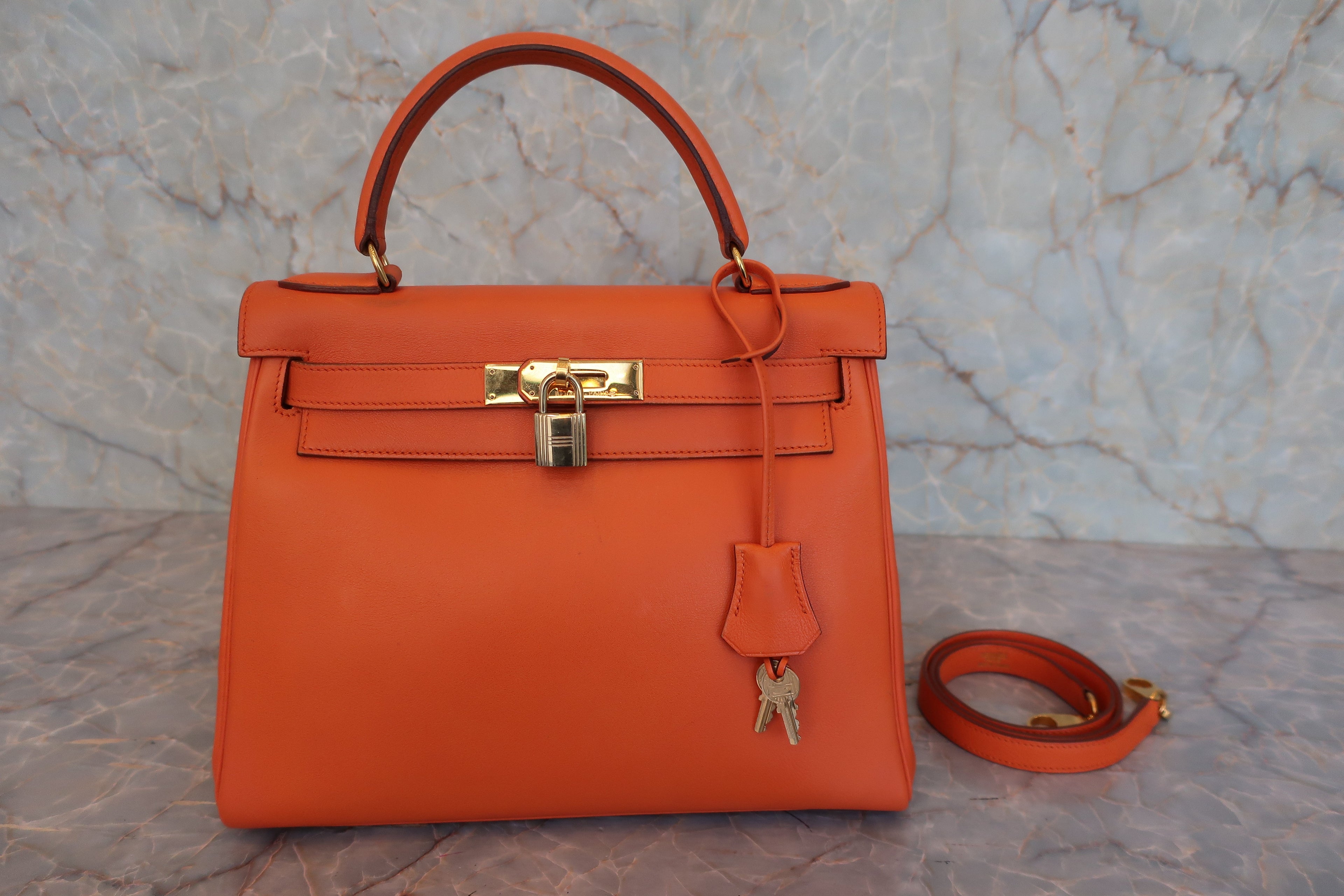 HERMES／エルメス ケリー28 ヴォーガリバー オレンジ 〇V刻印 ショルダーバッグ 800020019