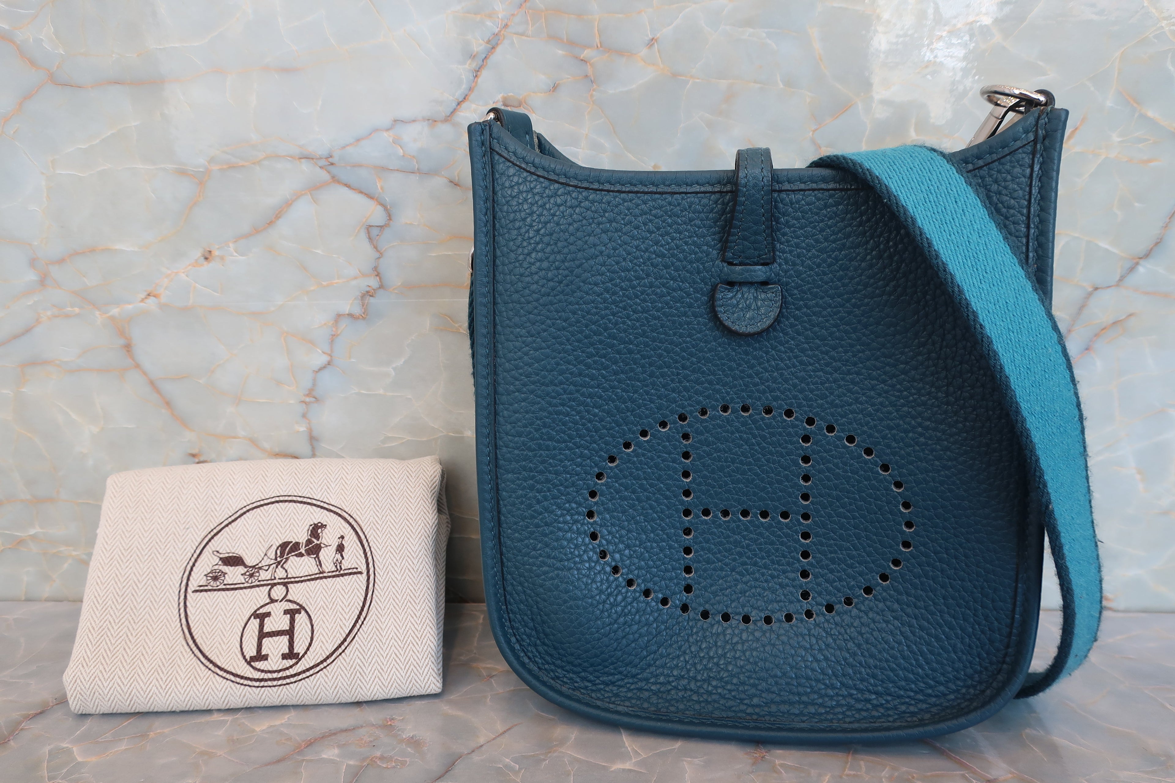 HERMES／エルメス エブリンTPM トリヨンクレマンス コルヴェール □R刻印 ショルダーバッグ 700080106