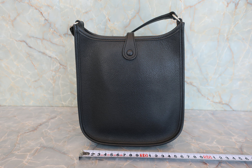 HERMES／エルメス エブリンTPM ヴォーエプソン ブラック □I刻印 ショルダーバッグ 800050111