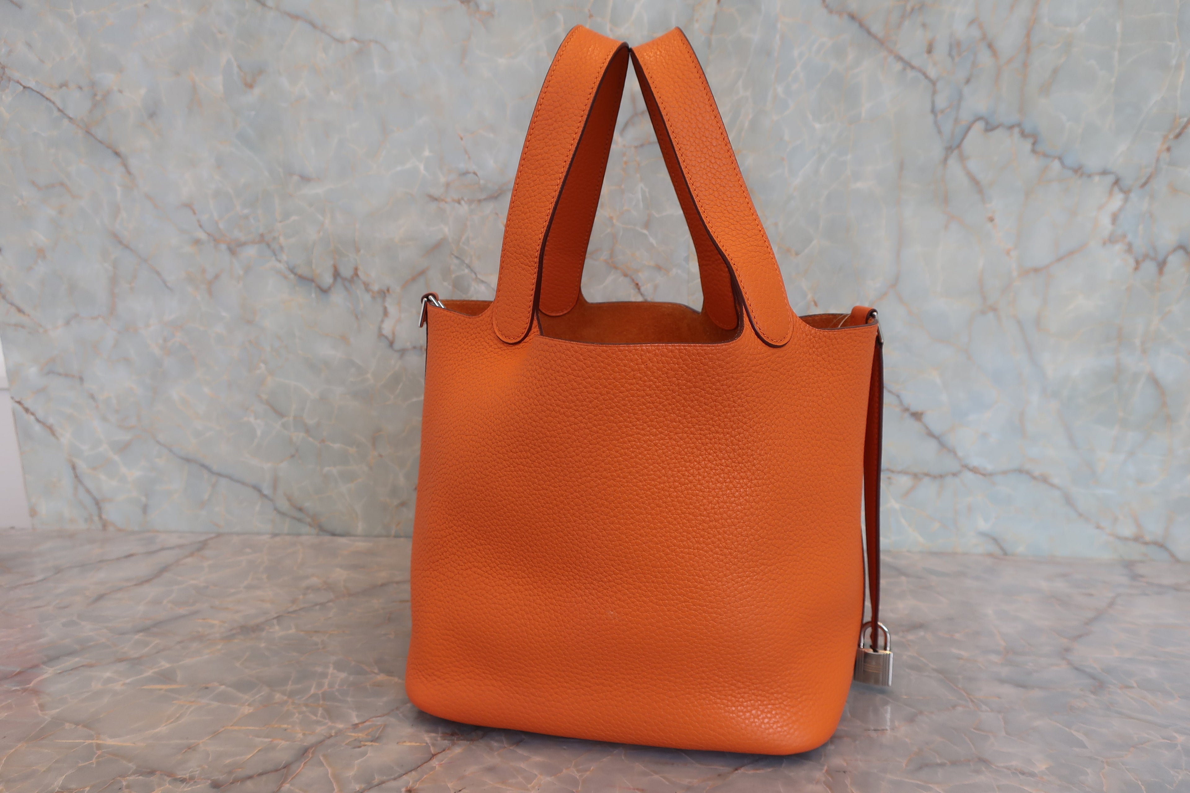 HERMES／エルメス ピコタンロックＭＭ トリヨンクレマンス オレンジ □O刻印 ハンドバッグ 600120186