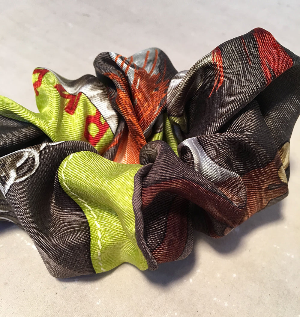 Hermes Handmade Projets Carres Silk Scarf Scrunchie in Green