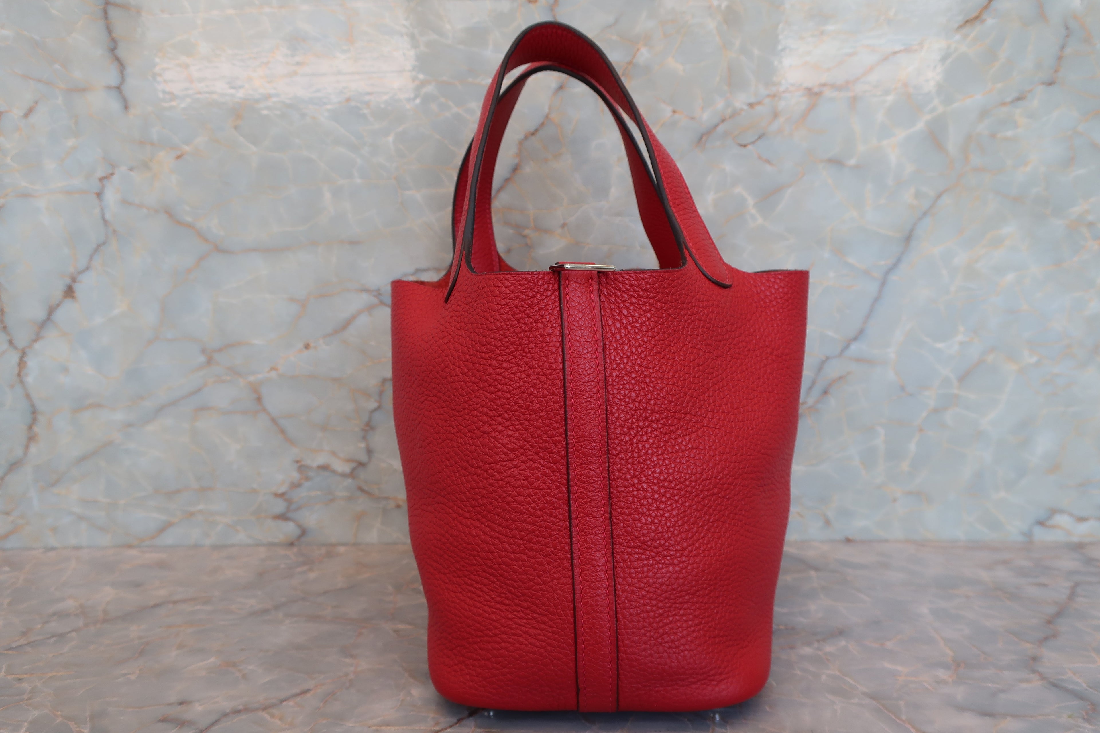 HERMES／エルメス ピコタンロックＰＭ トリヨンクレマンス ルージュカザック A刻印 ハンドバッグ 700050026