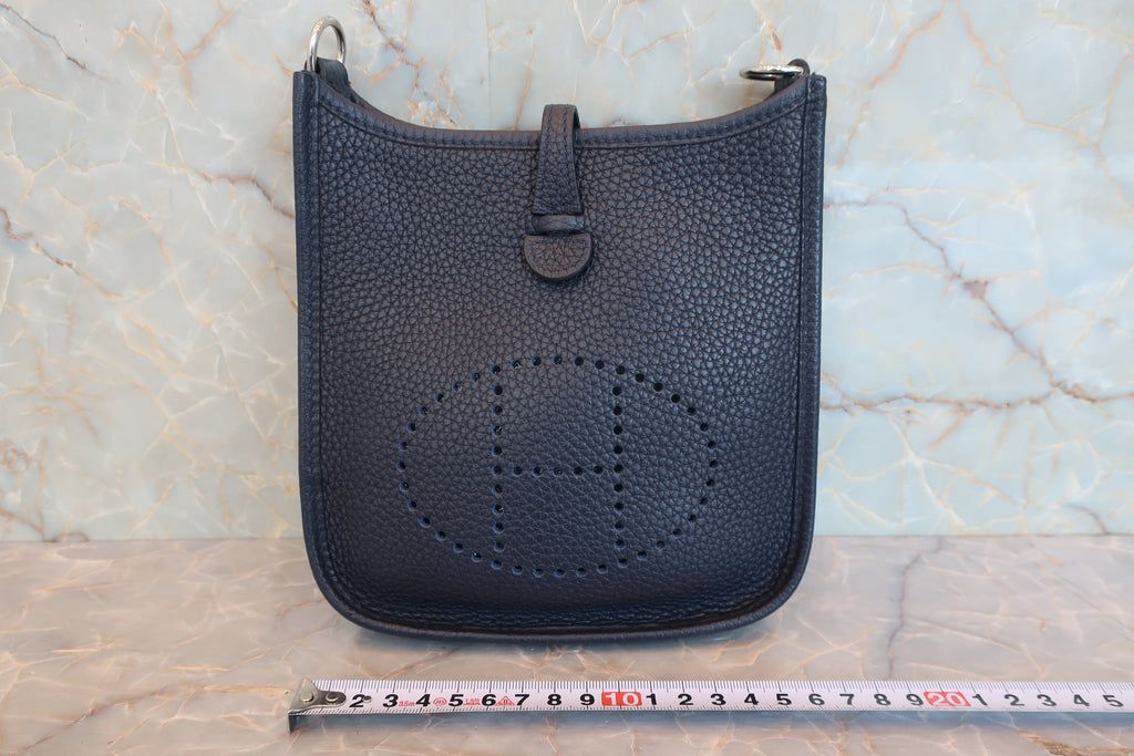HERMES／エルメス エブリンTPM トリヨンクレマンス ブルーニュイ Y刻印 ショルダーバッグ 800040121