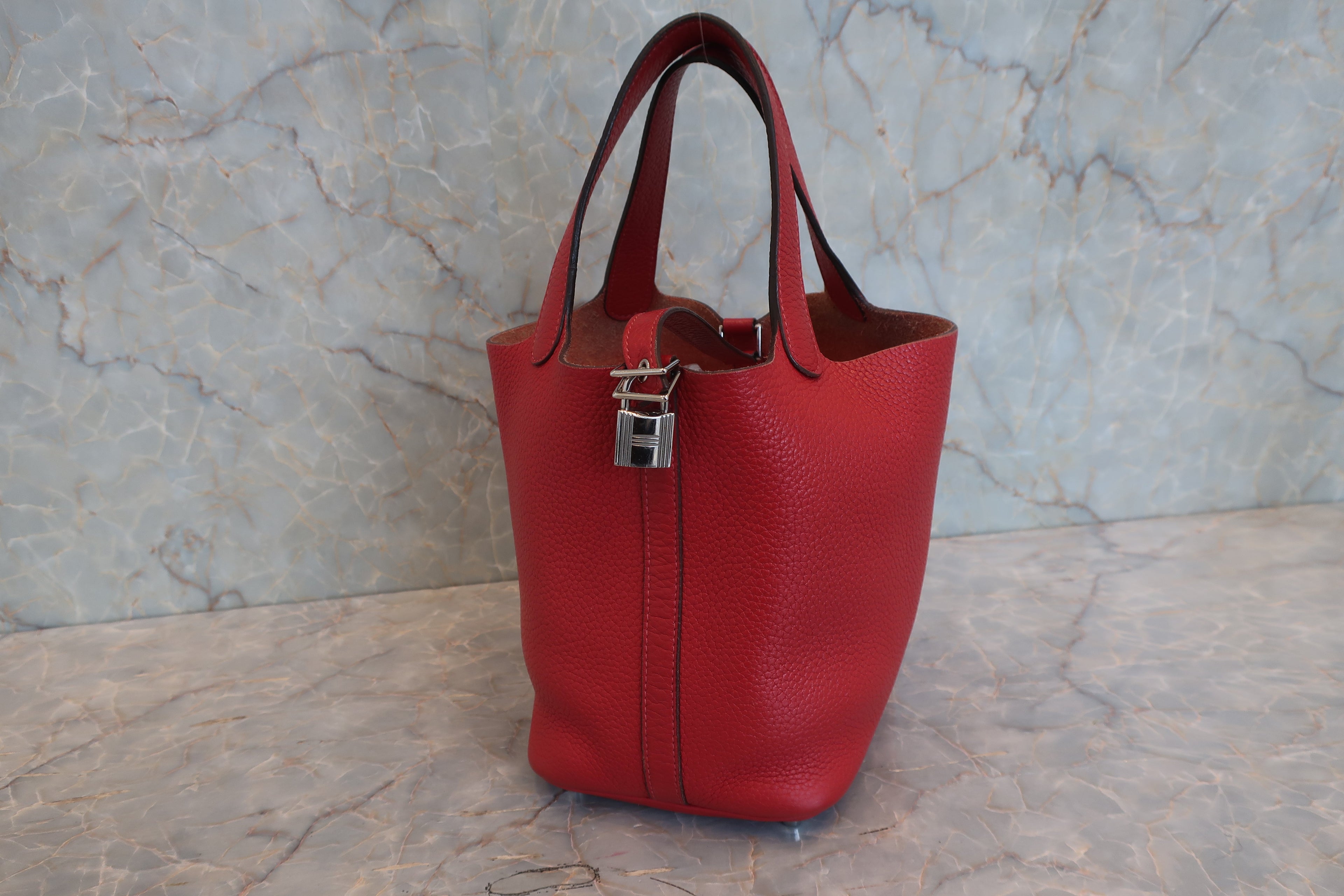 HERMES／エルメス ピコタンロックＰＭ トリヨンクレマンス ルージュガランス □Q刻印 ハンドバッグ 800030038