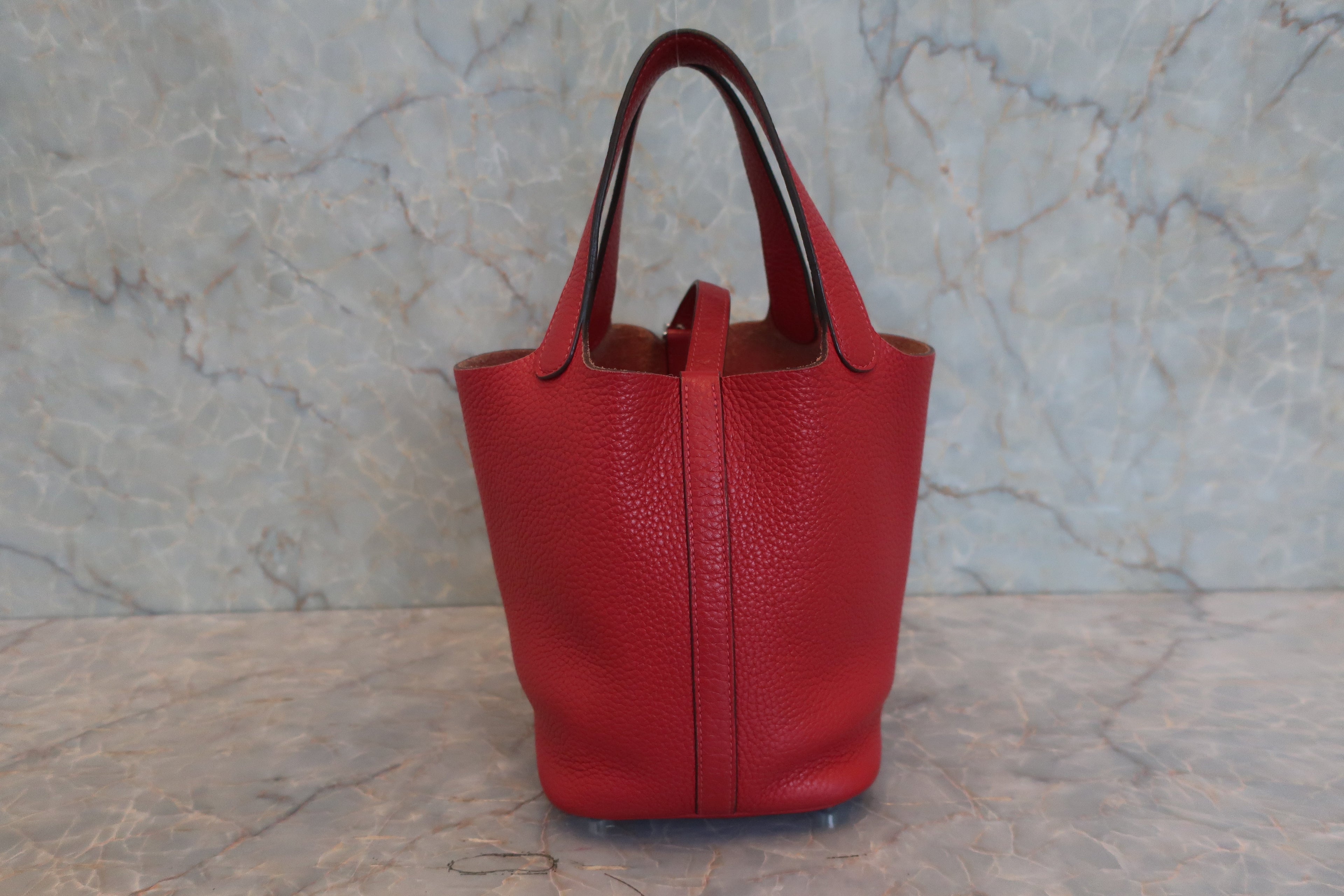 HERMES／エルメス ピコタンロックＰＭ トリヨンクレマンス ルージュガランス □Q刻印 ハンドバッグ 800030038