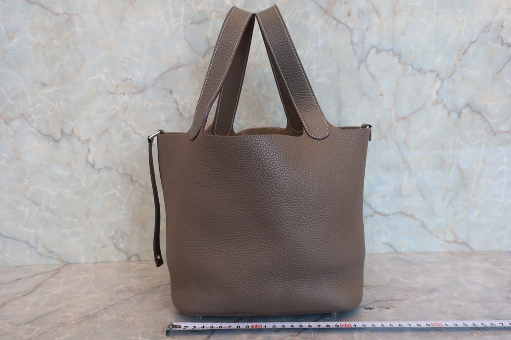 HERMES／エルメス ピコタンロックカザックMM トリヨンクレマンス エトゥープ/エタン □Q刻印 ハンドバッグ 800020029