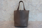 HERMES／エルメス ピコタンロックカザックMM トリヨンクレマンス エトゥープ/エタン □Q刻印 ハンドバッグ 800020029