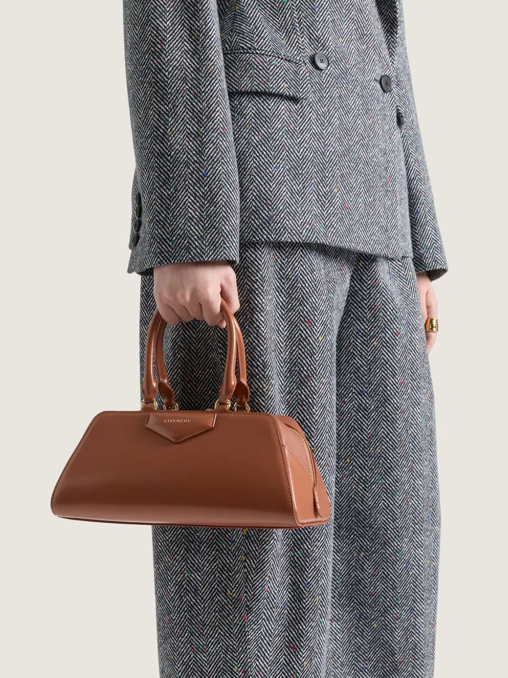 Caramel Small Antigona East-West Bag
