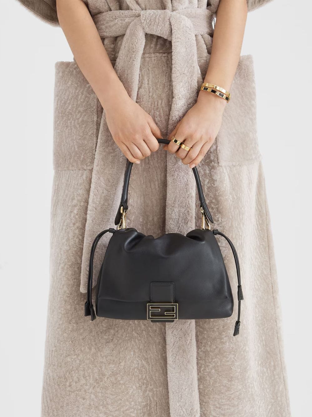 Black Mamma Baguette Medium Bag