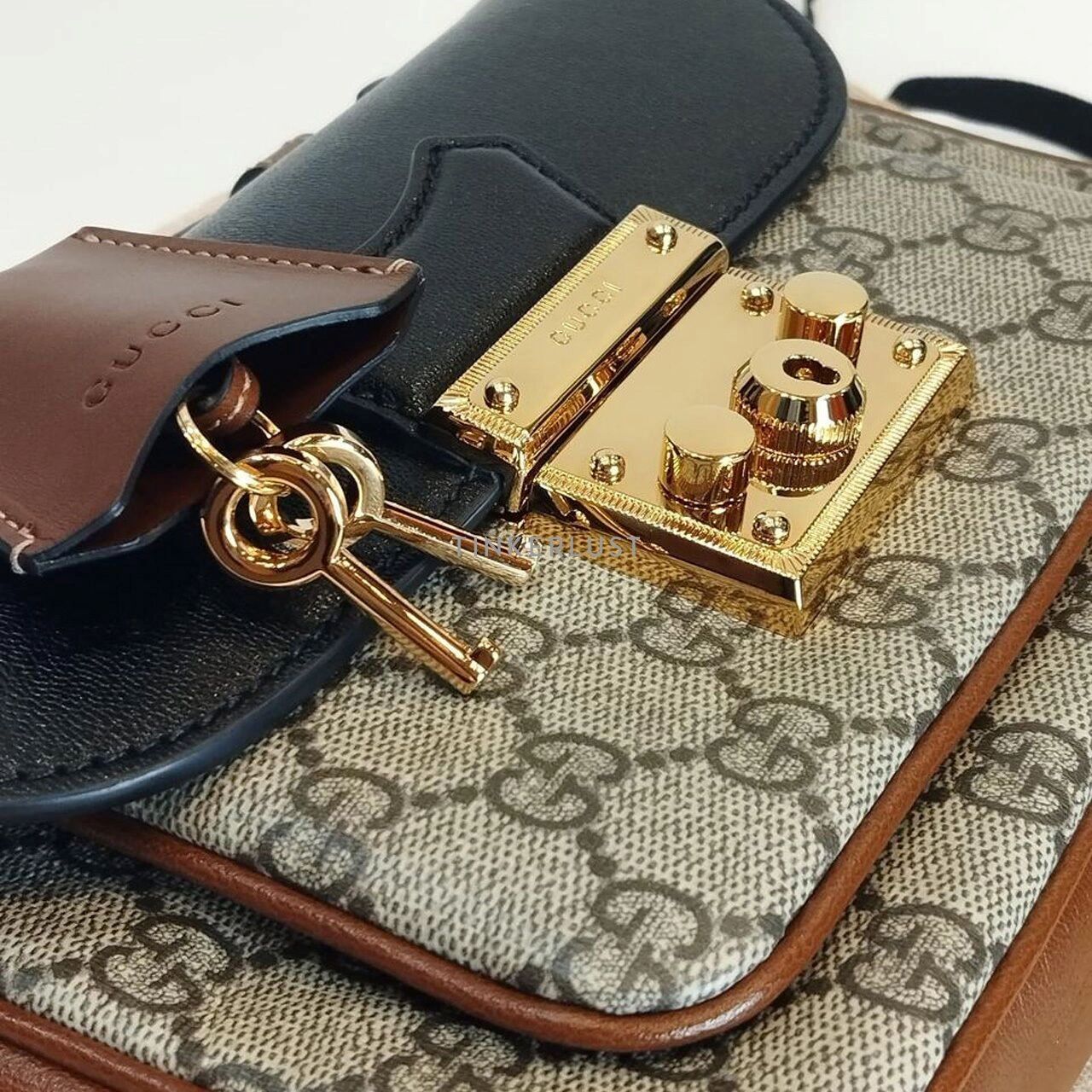 Gucci Tri Color Padlock Supreme Shoulder Bag Leather Handbag Gold Black Brown NEW