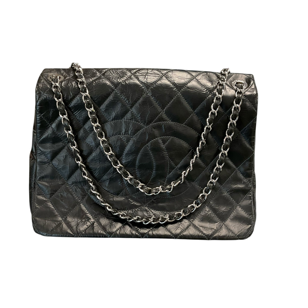 CHANEL Handbag