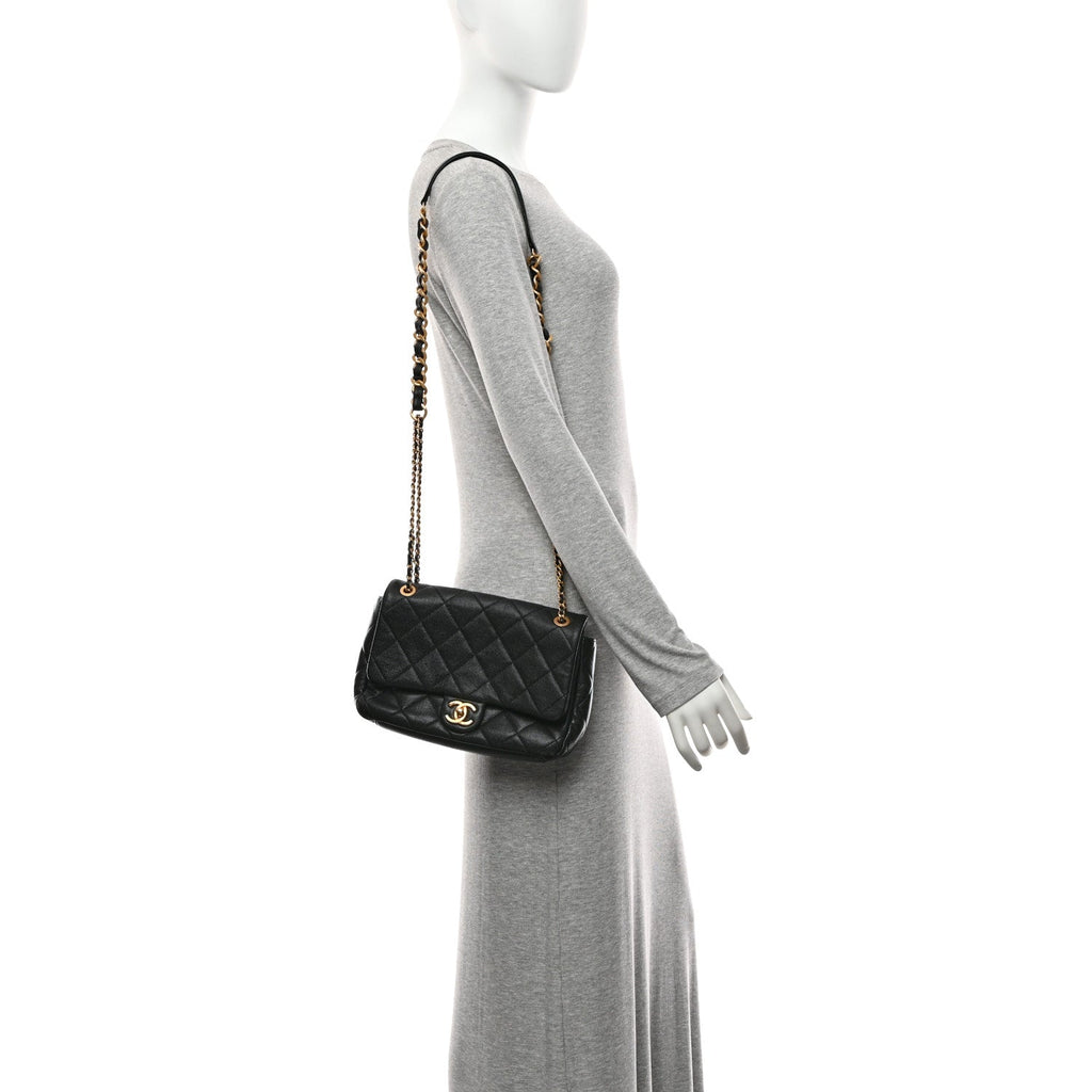 Caviar Quilted Medium Chain Flap  Black