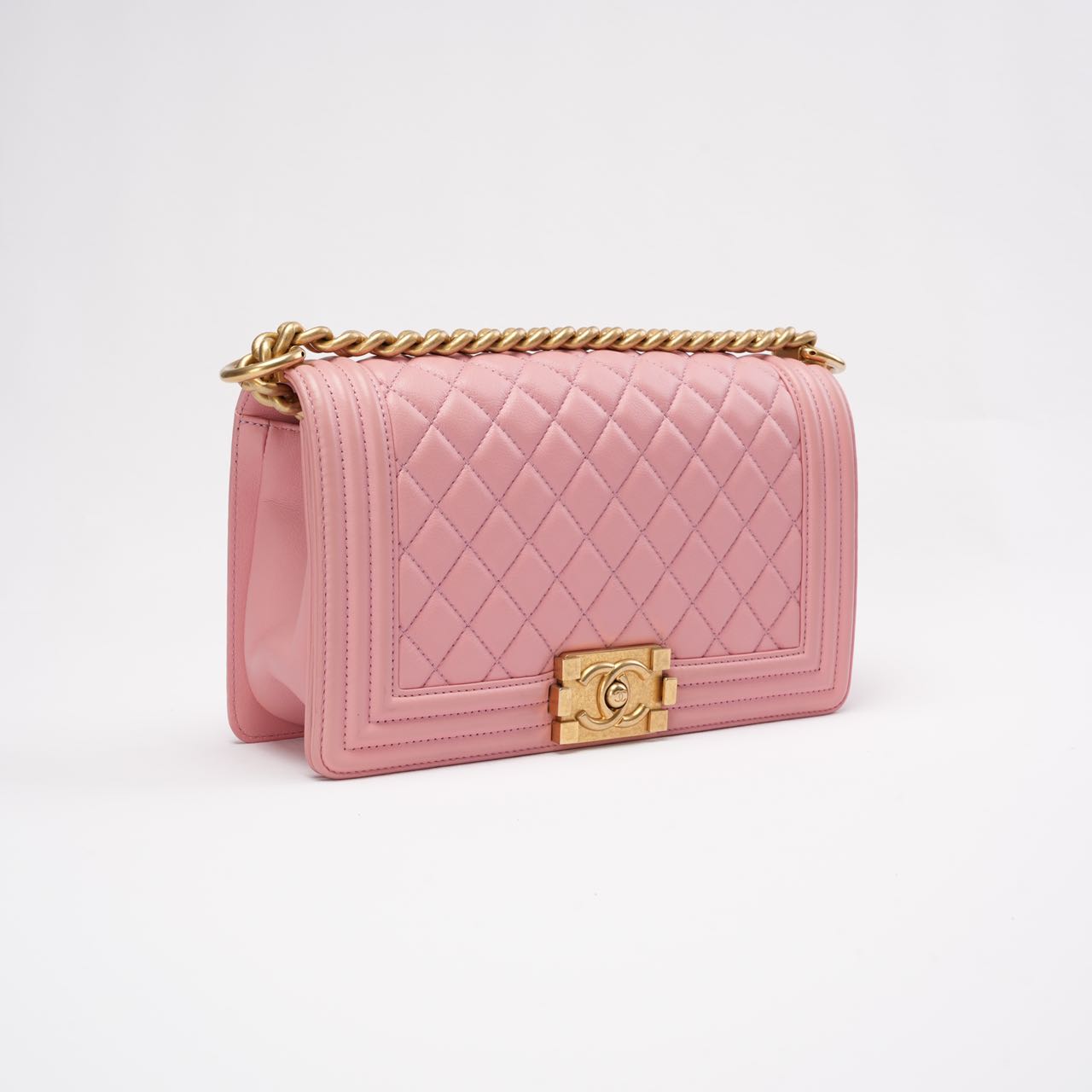 Chanel Medium Boy Flap Lambskin Pink 2018