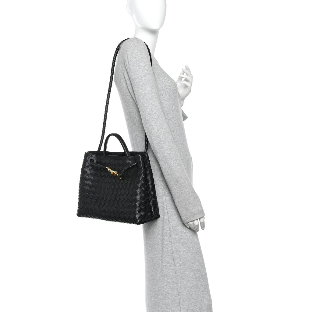 Nappa Intrecciato Medium Andiamo Shoulder Bag Black