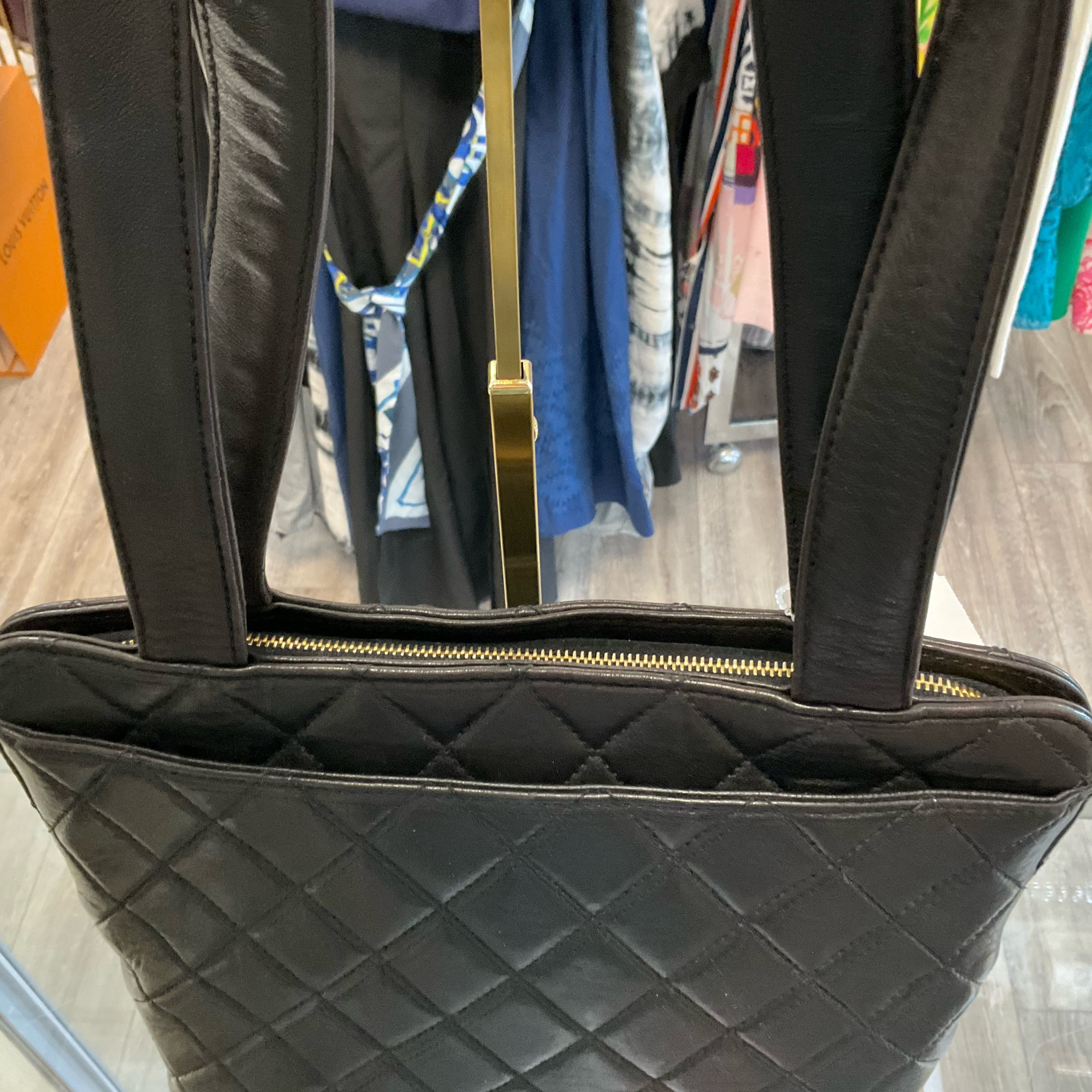 CHANEL Handbag